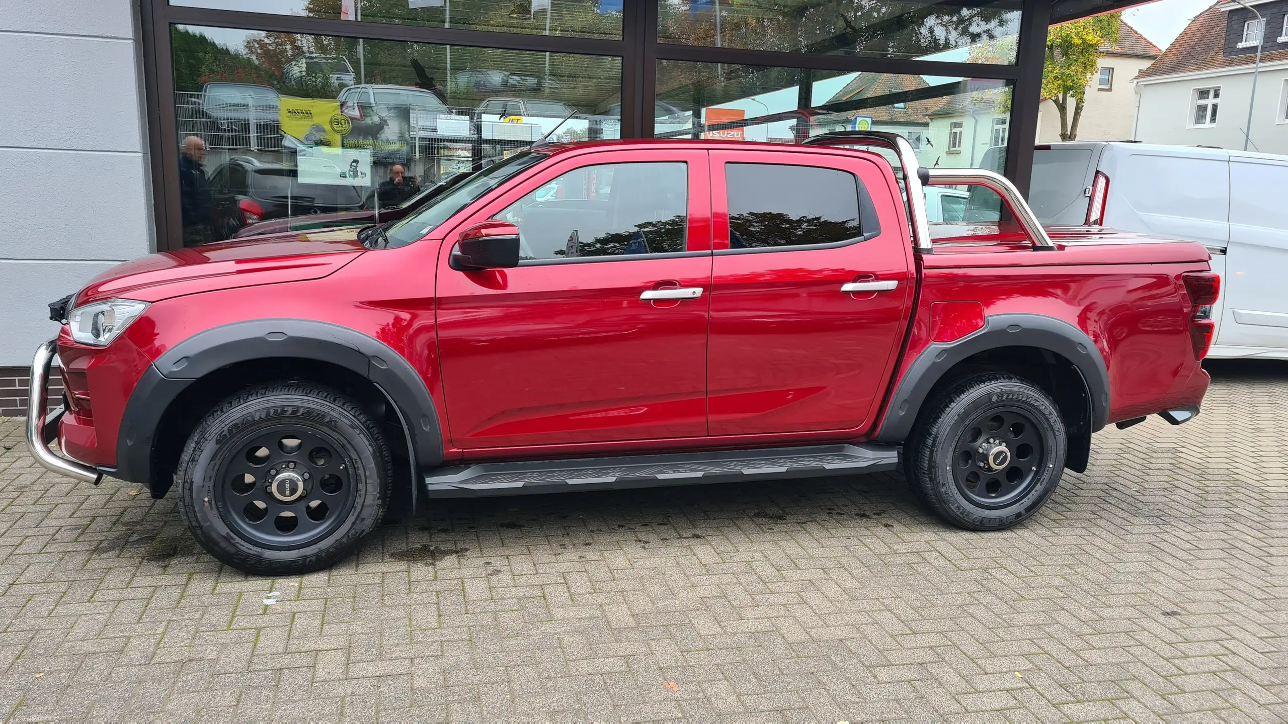 Isuzu - D-Max