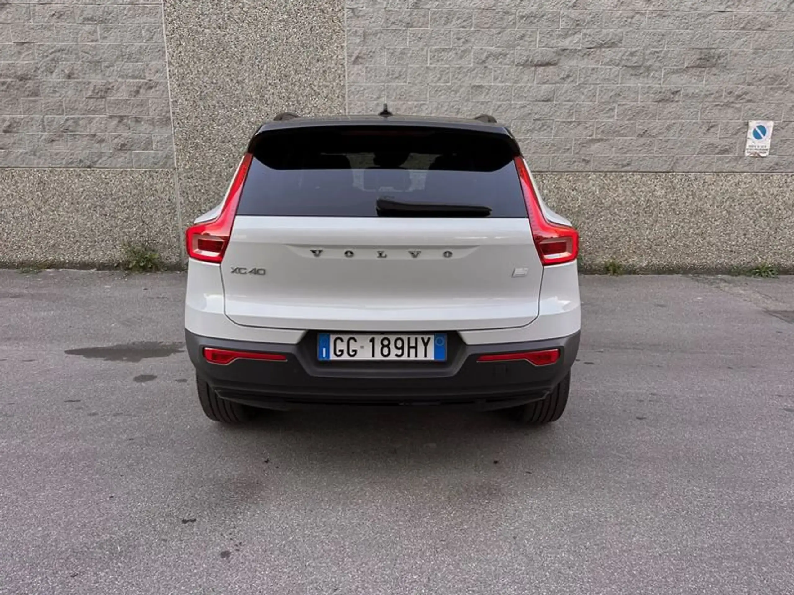 Volvo - XC40