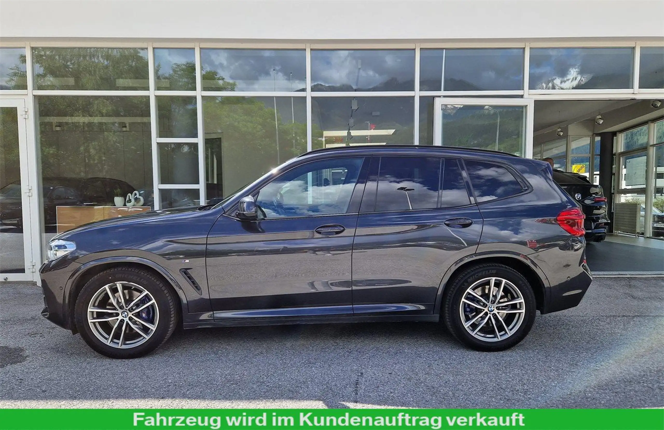 BMW - X3