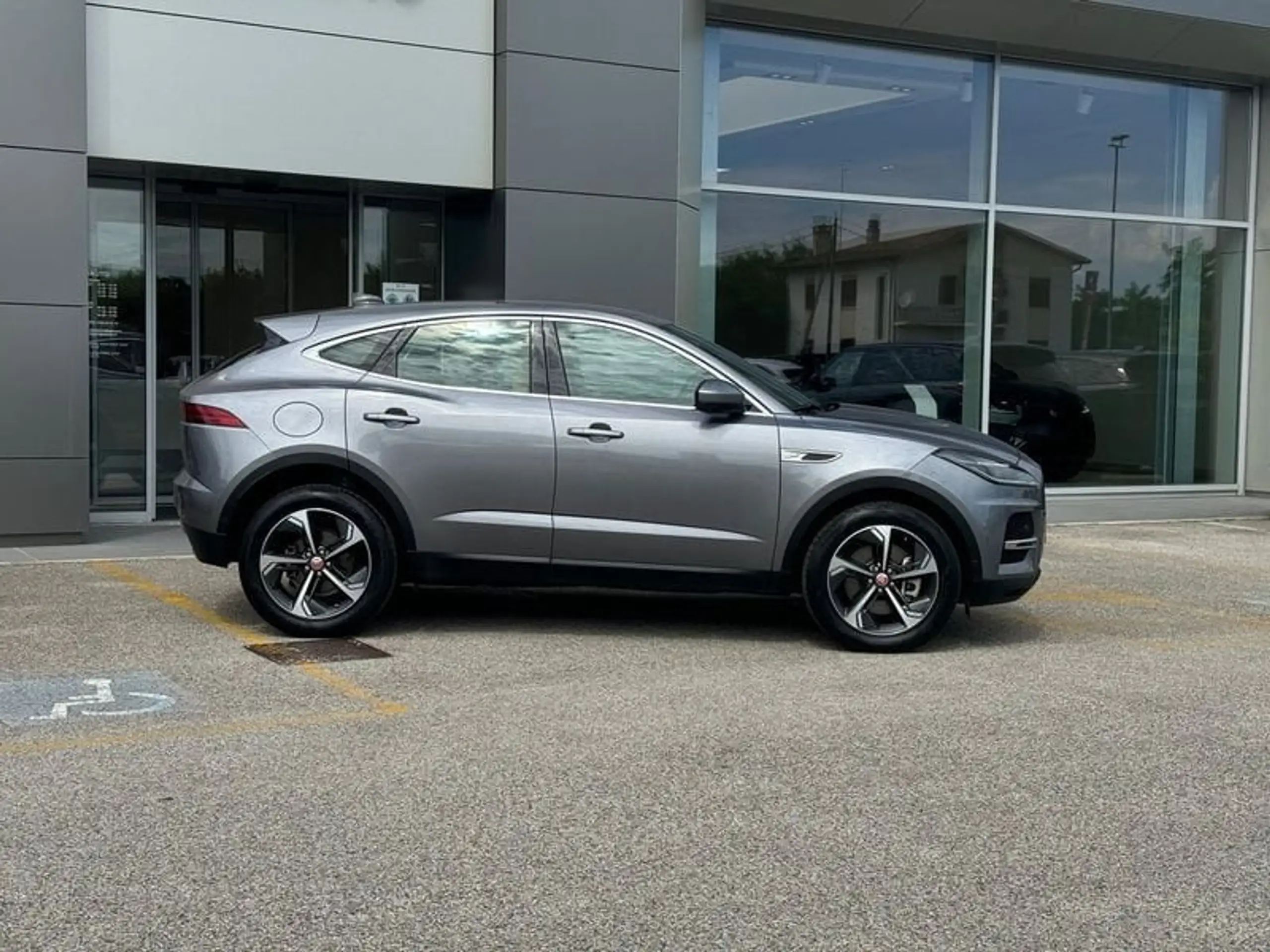 Jaguar - E-Pace