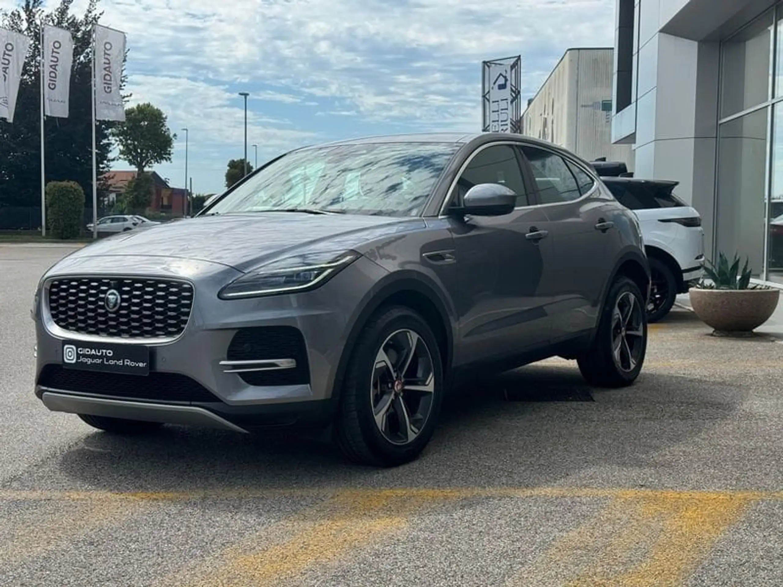 Jaguar - E-Pace