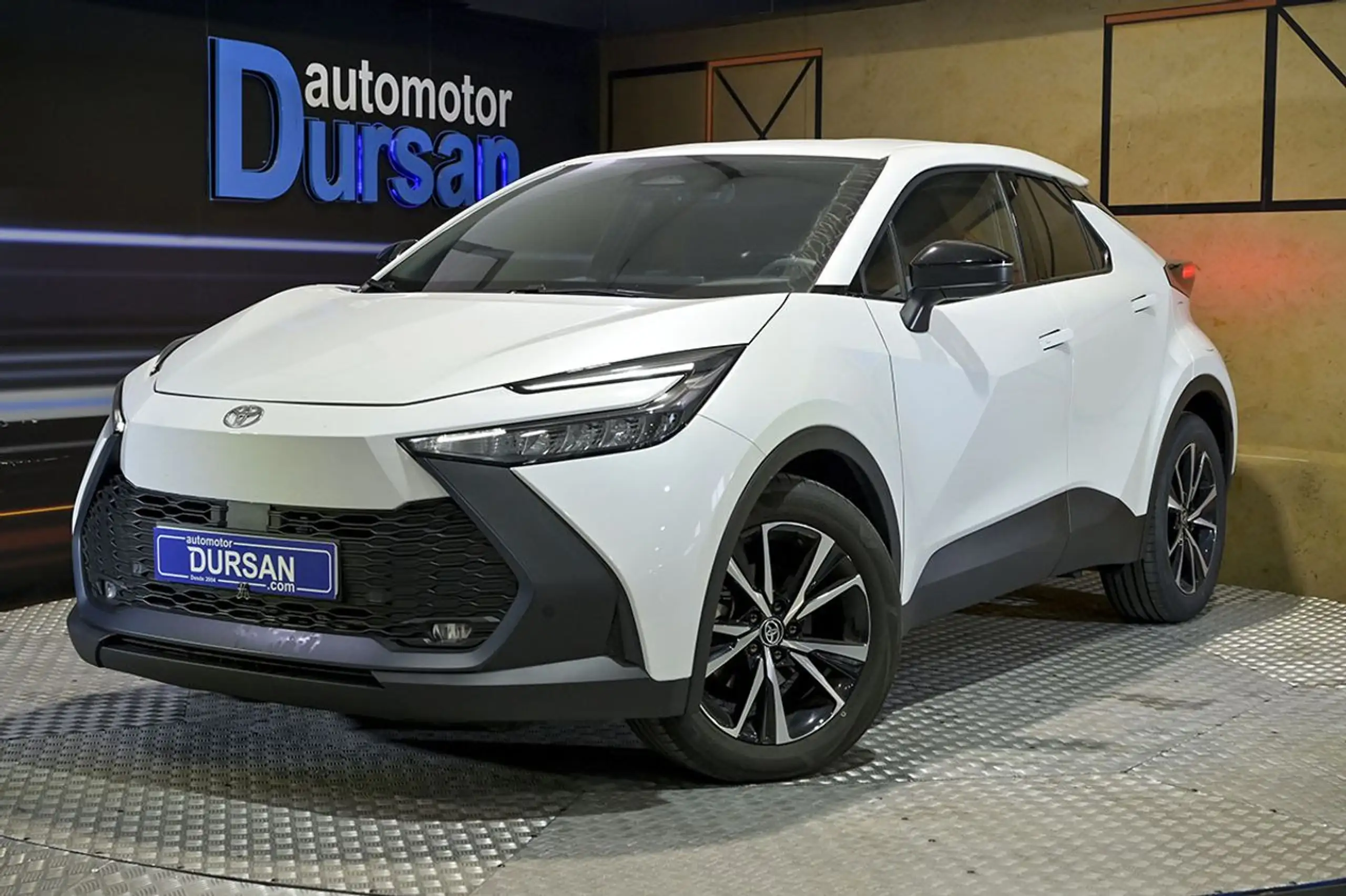 Toyota - C-HR