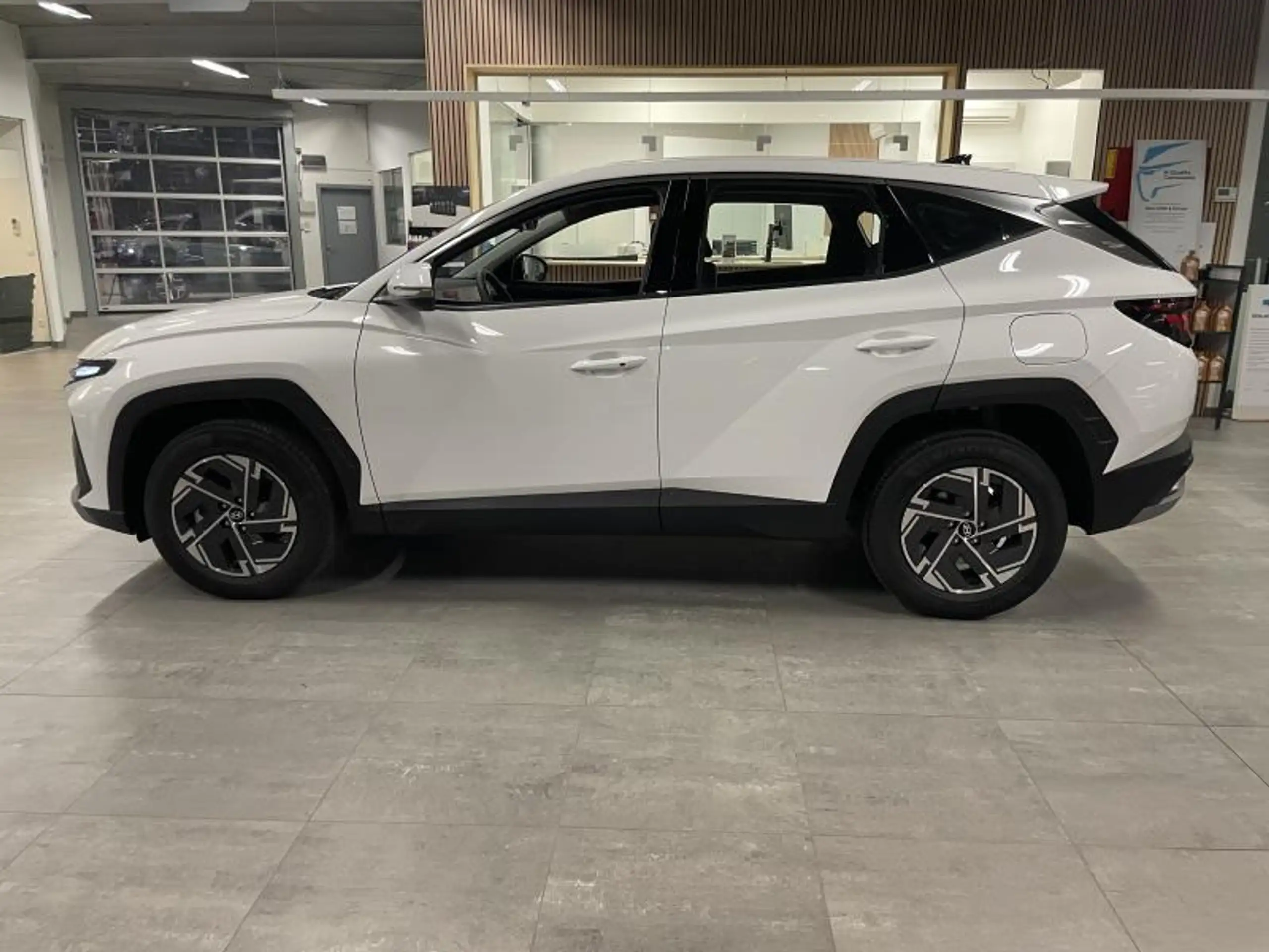 Hyundai - TUCSON