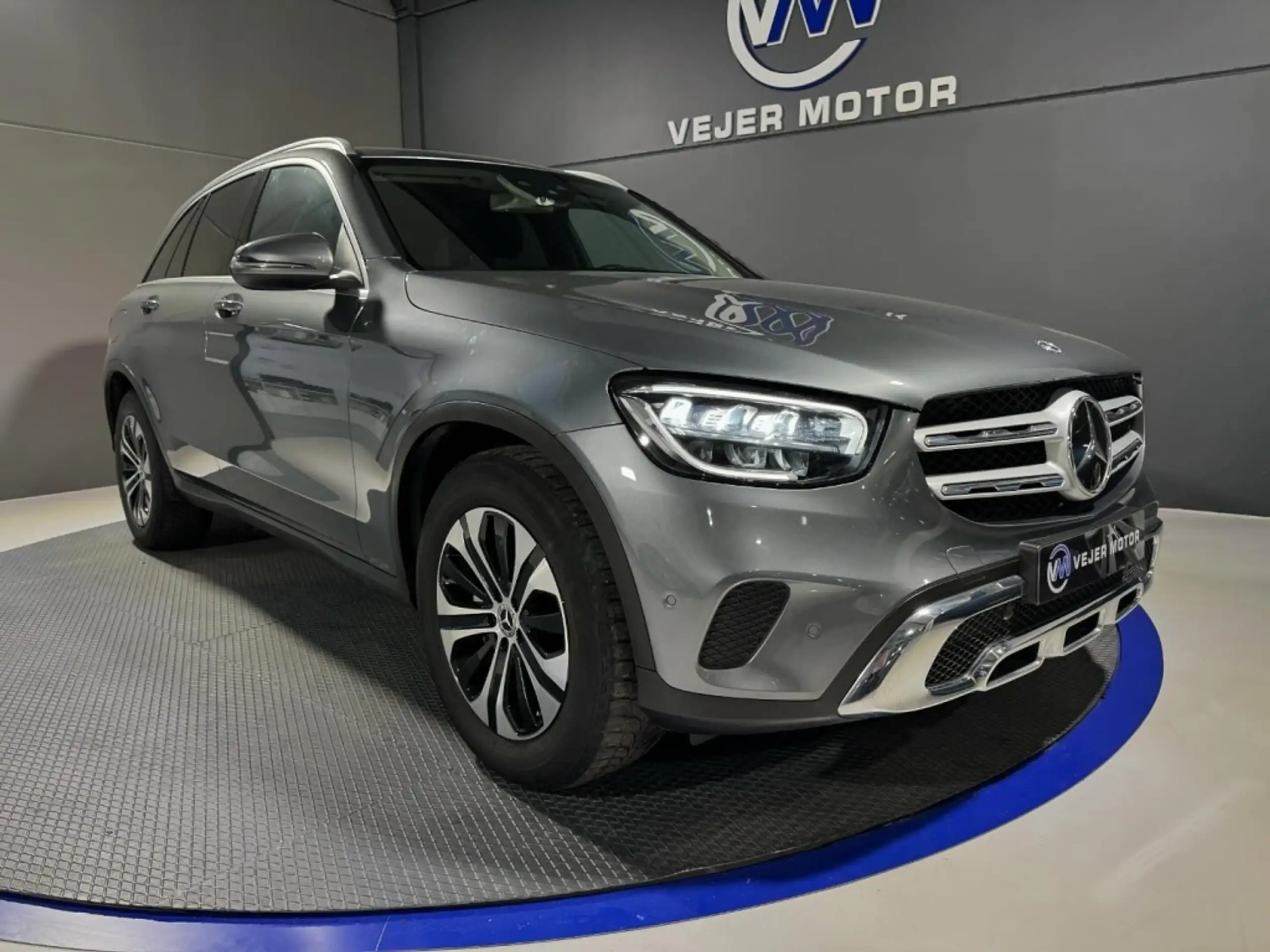 Mercedes-Benz - GLC 200