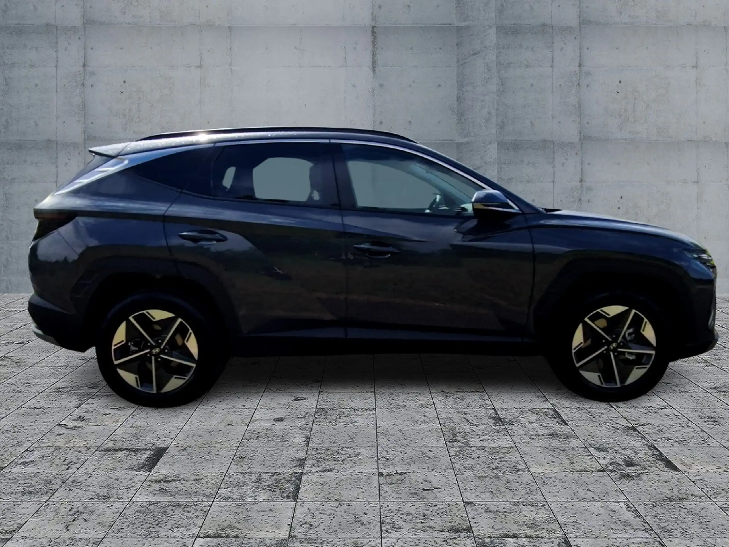 Hyundai - TUCSON