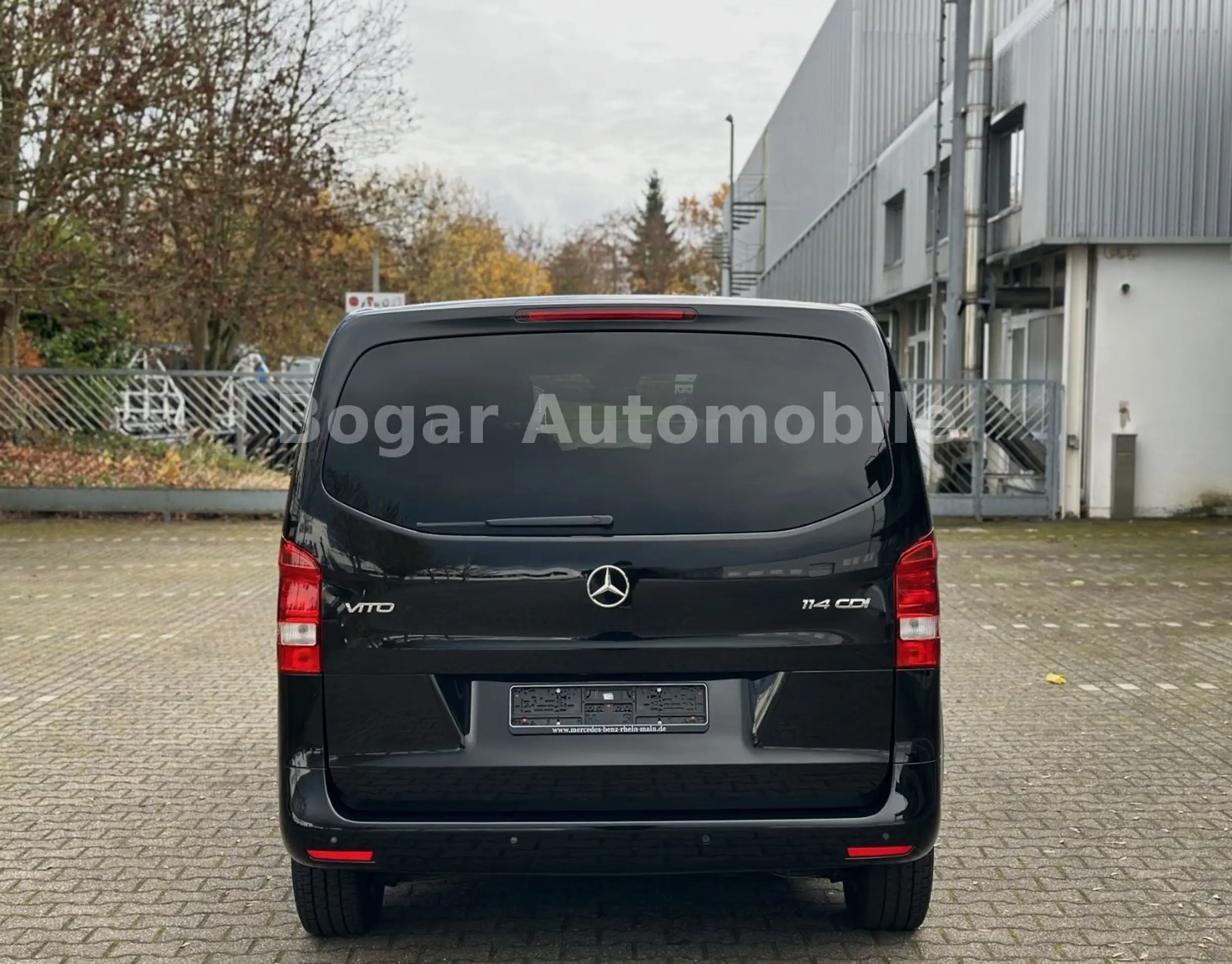 Mercedes-Benz - Vito