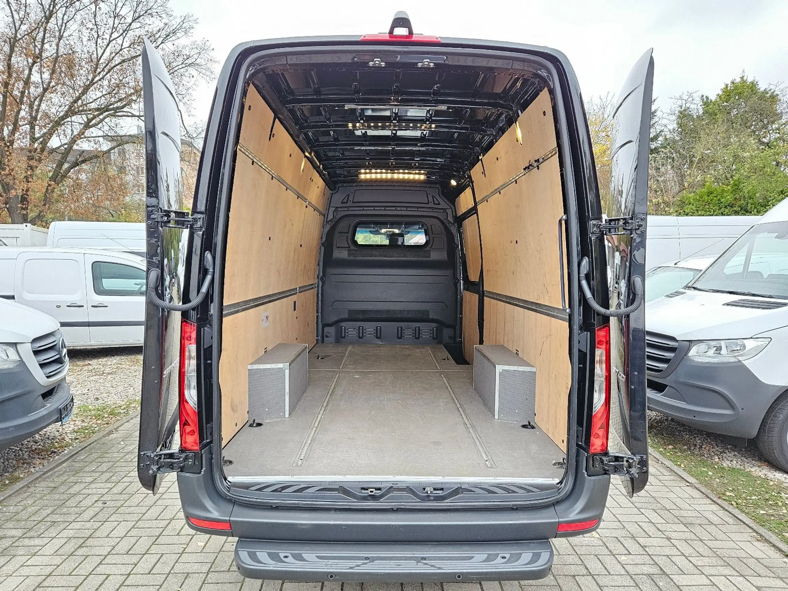 Mercedes-Benz - Sprinter