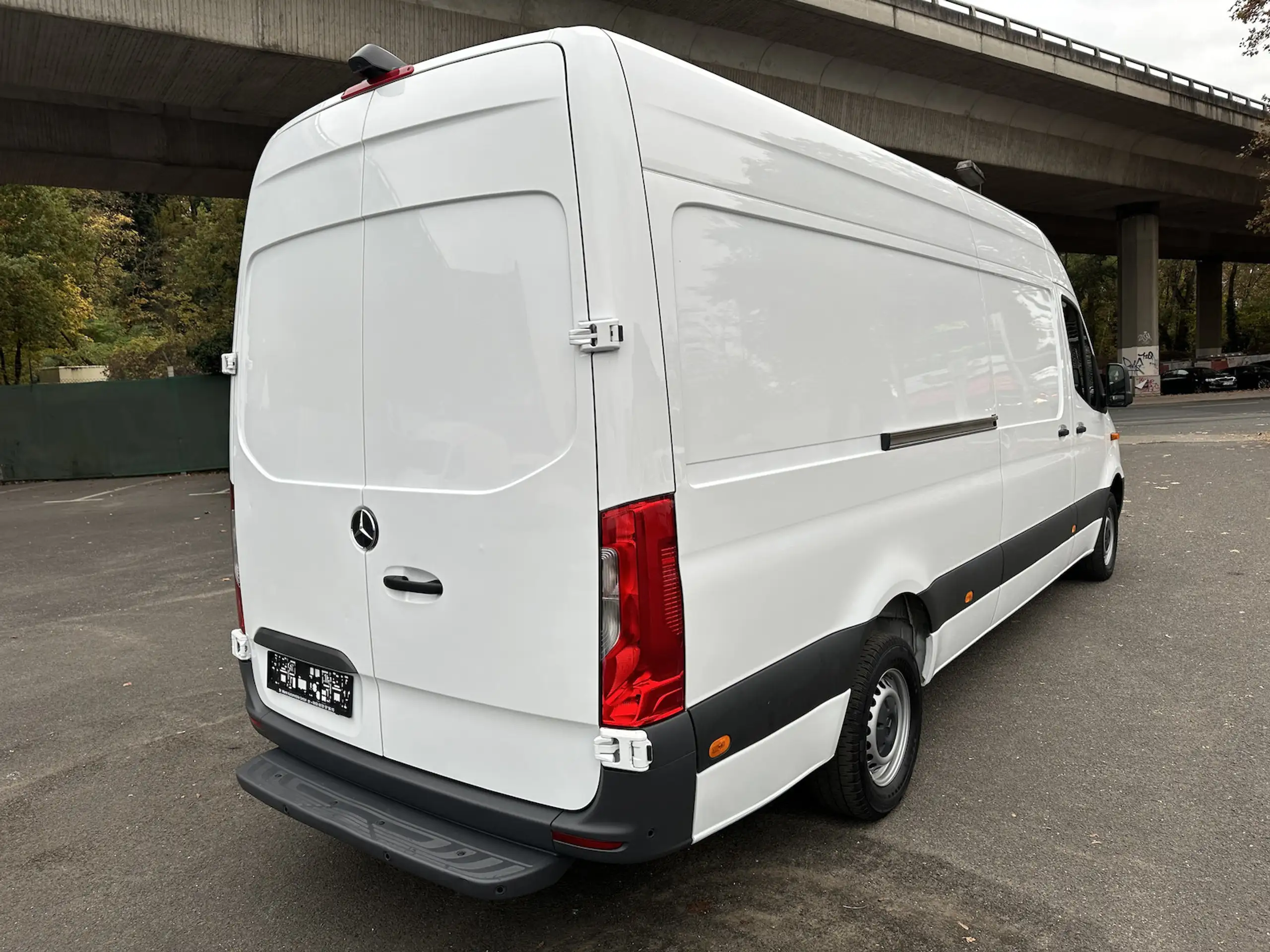 Mercedes-Benz - Sprinter