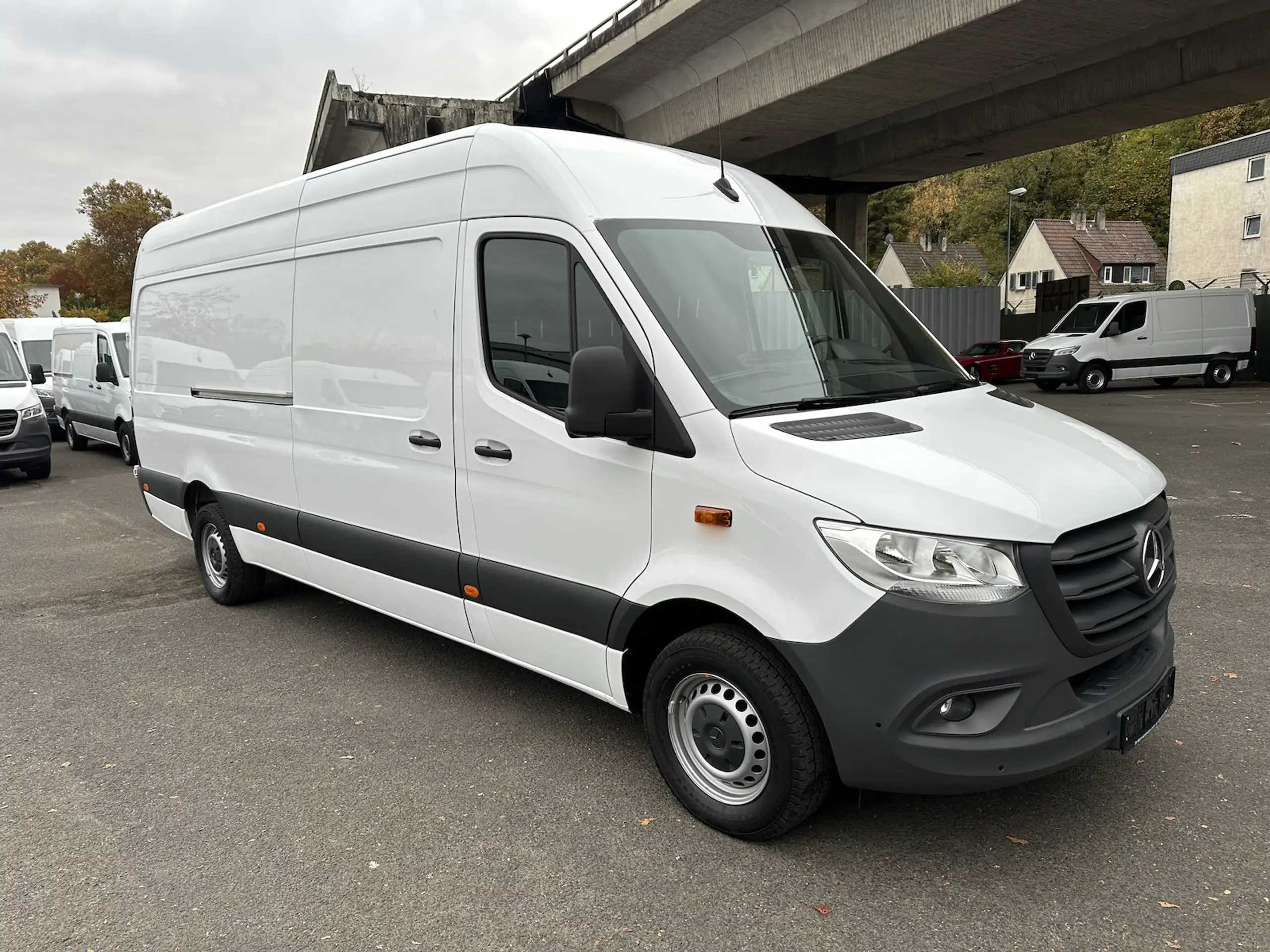 Mercedes-Benz - Sprinter