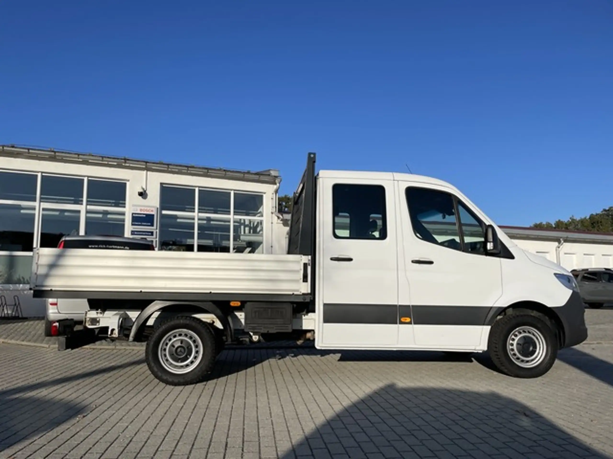 Mercedes-Benz - Sprinter