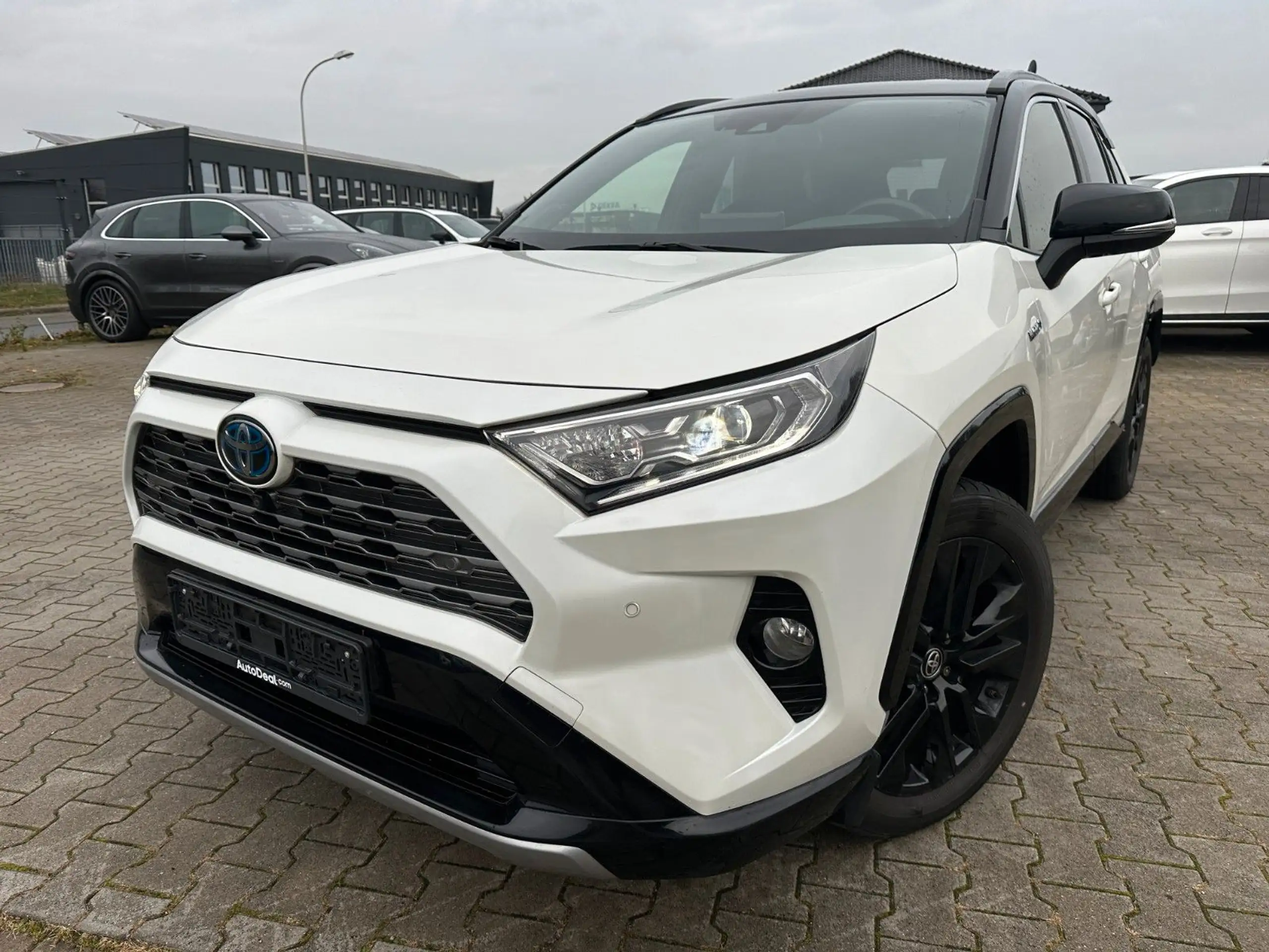 Toyota - RAV 4