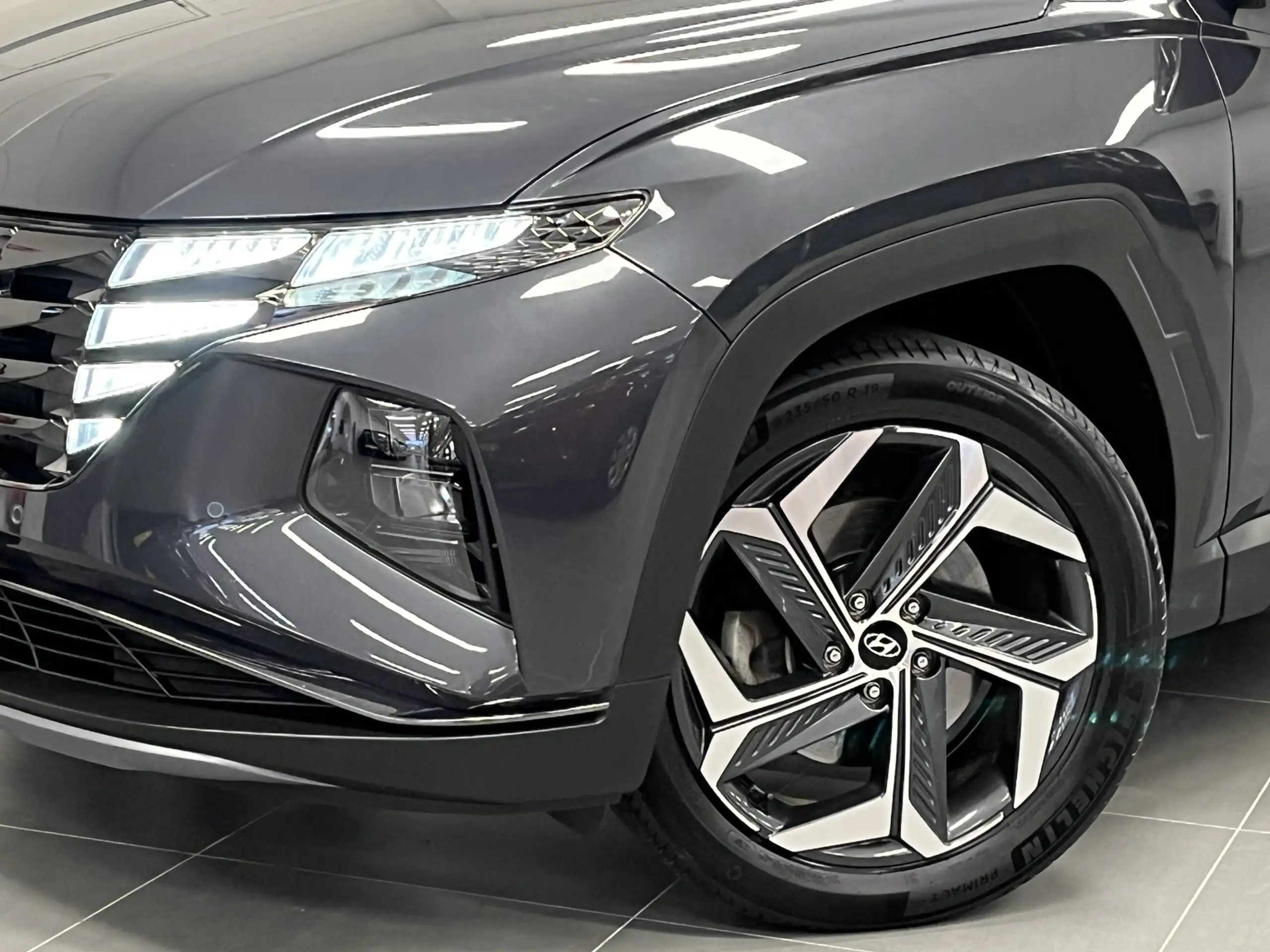 Hyundai - TUCSON