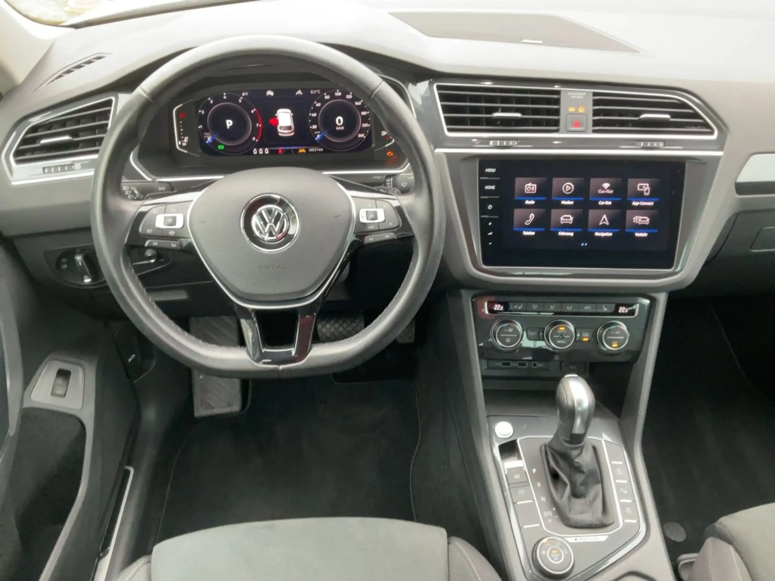 Volkswagen - Tiguan