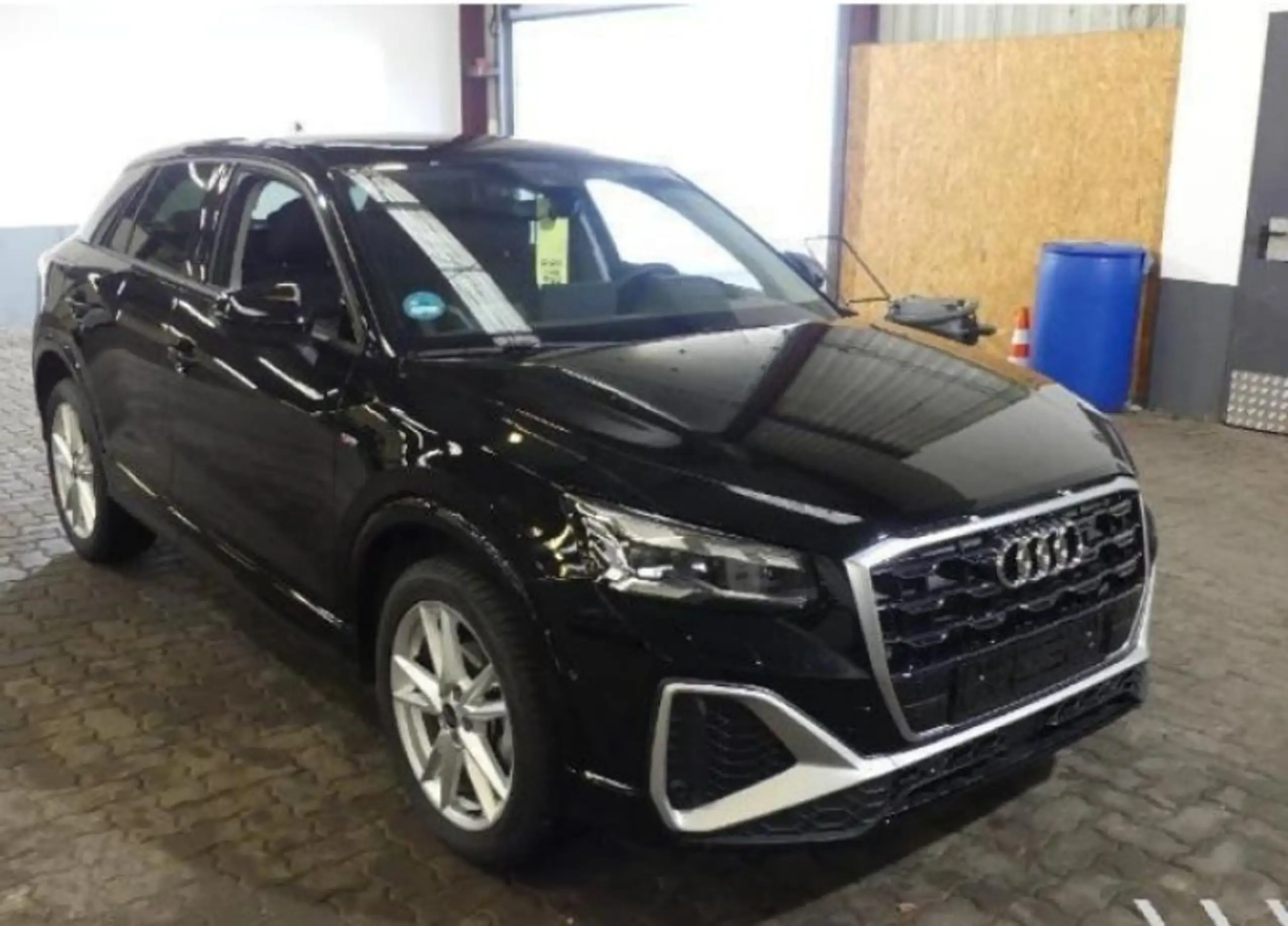 Audi - Q2