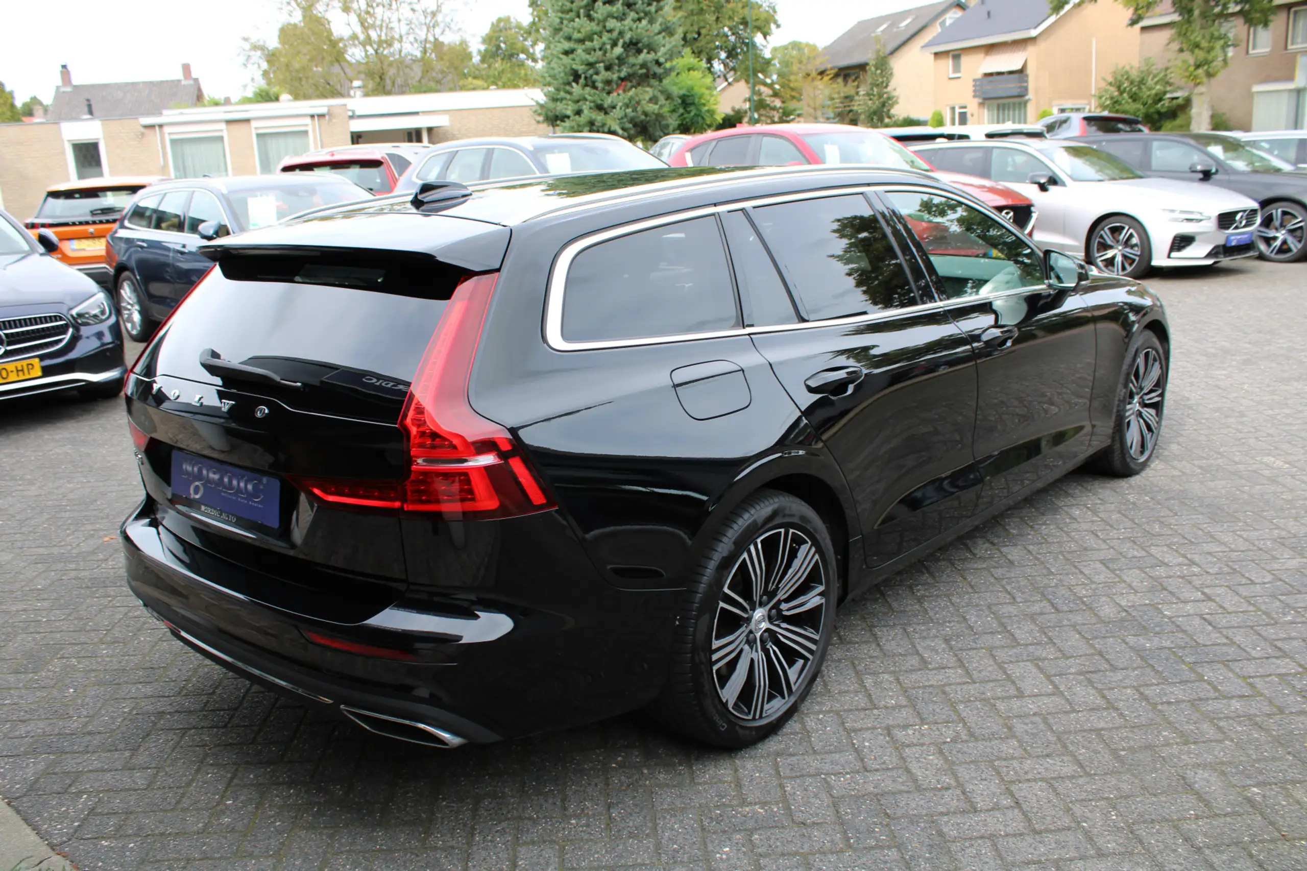 Volvo - V60