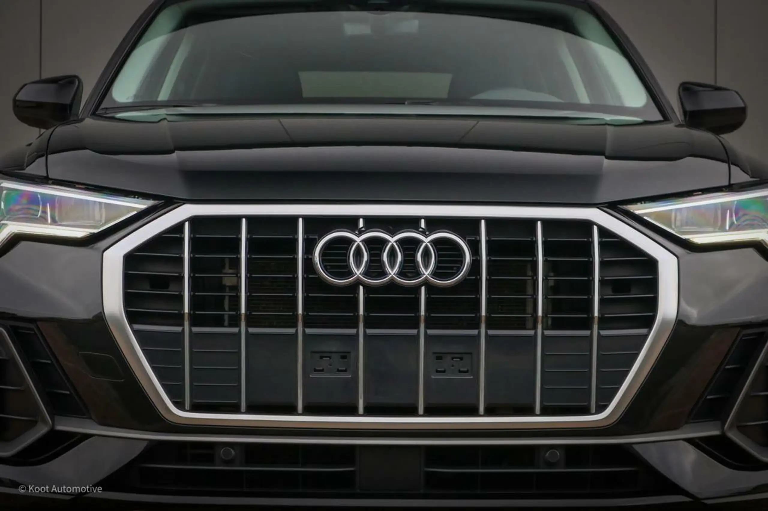 Audi - Q3