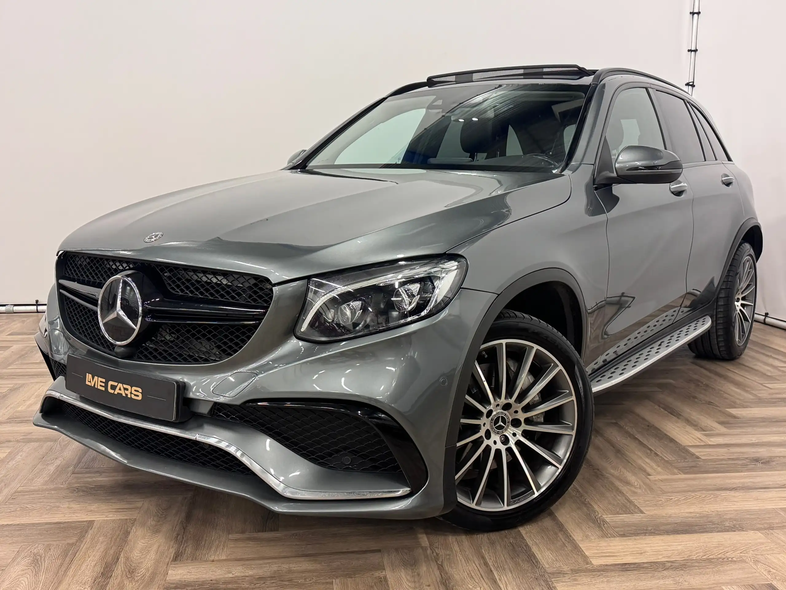 Mercedes-Benz - GLC 300