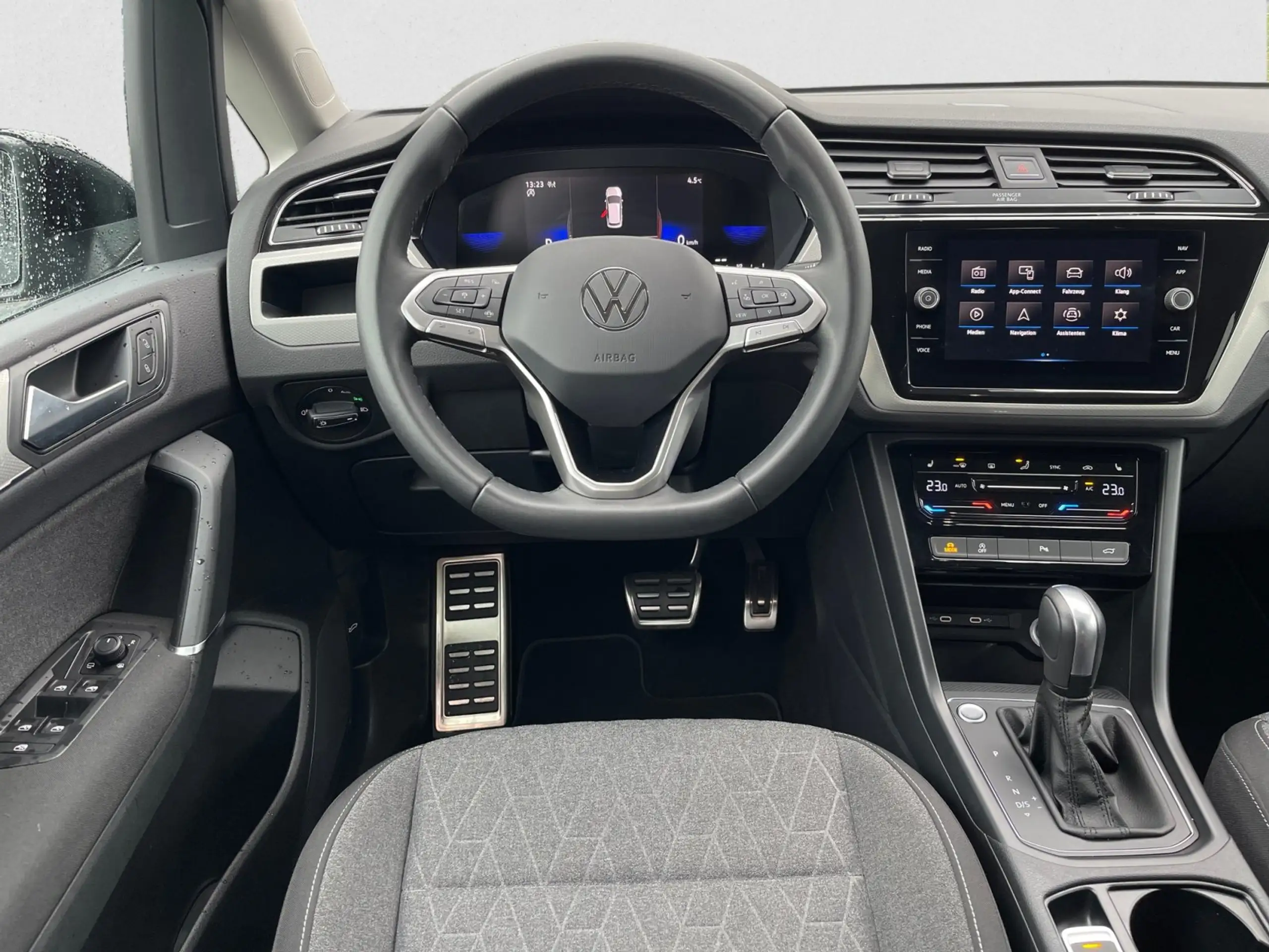 Volkswagen - Touran