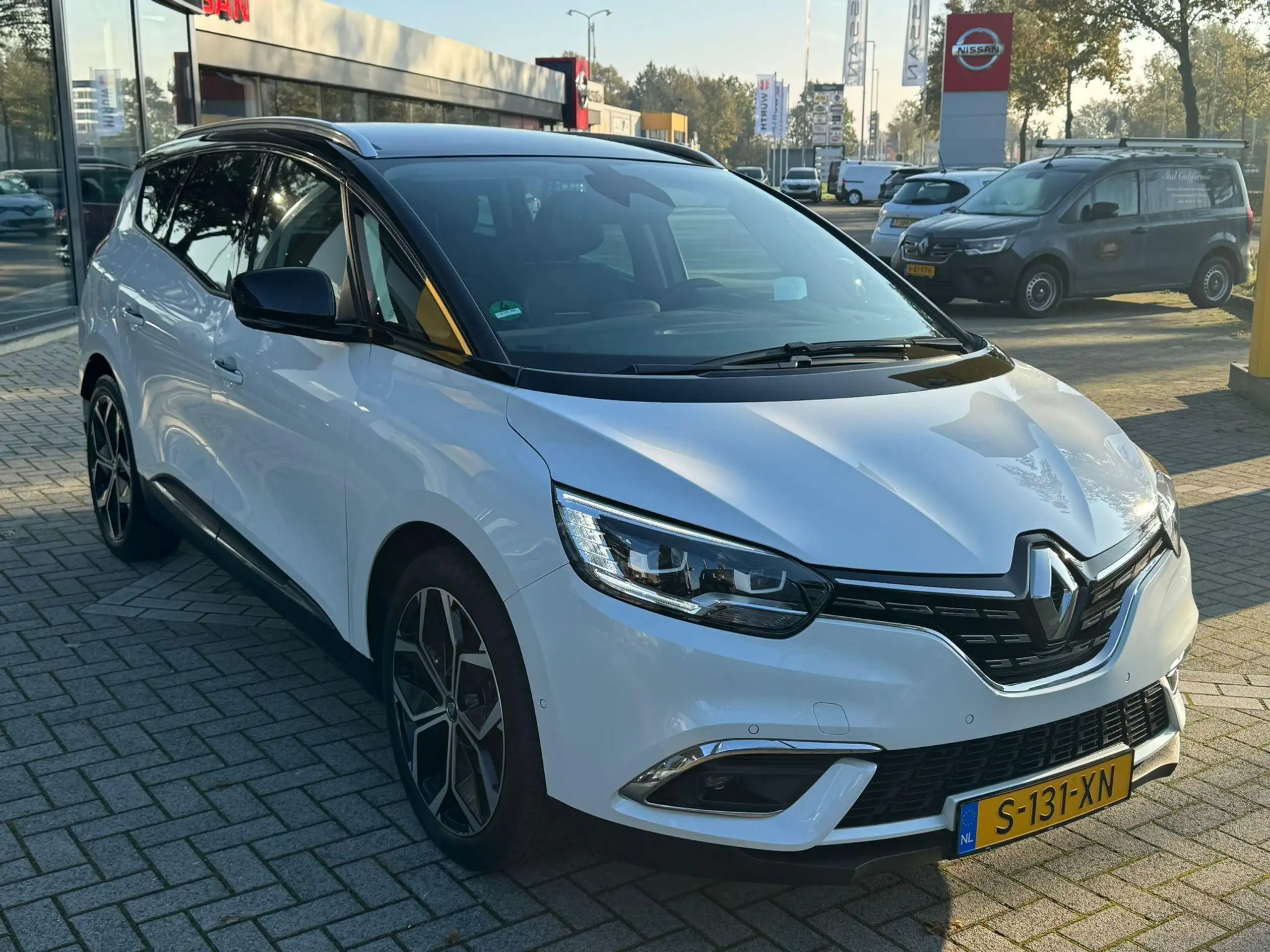 Renault - Grand Scenic