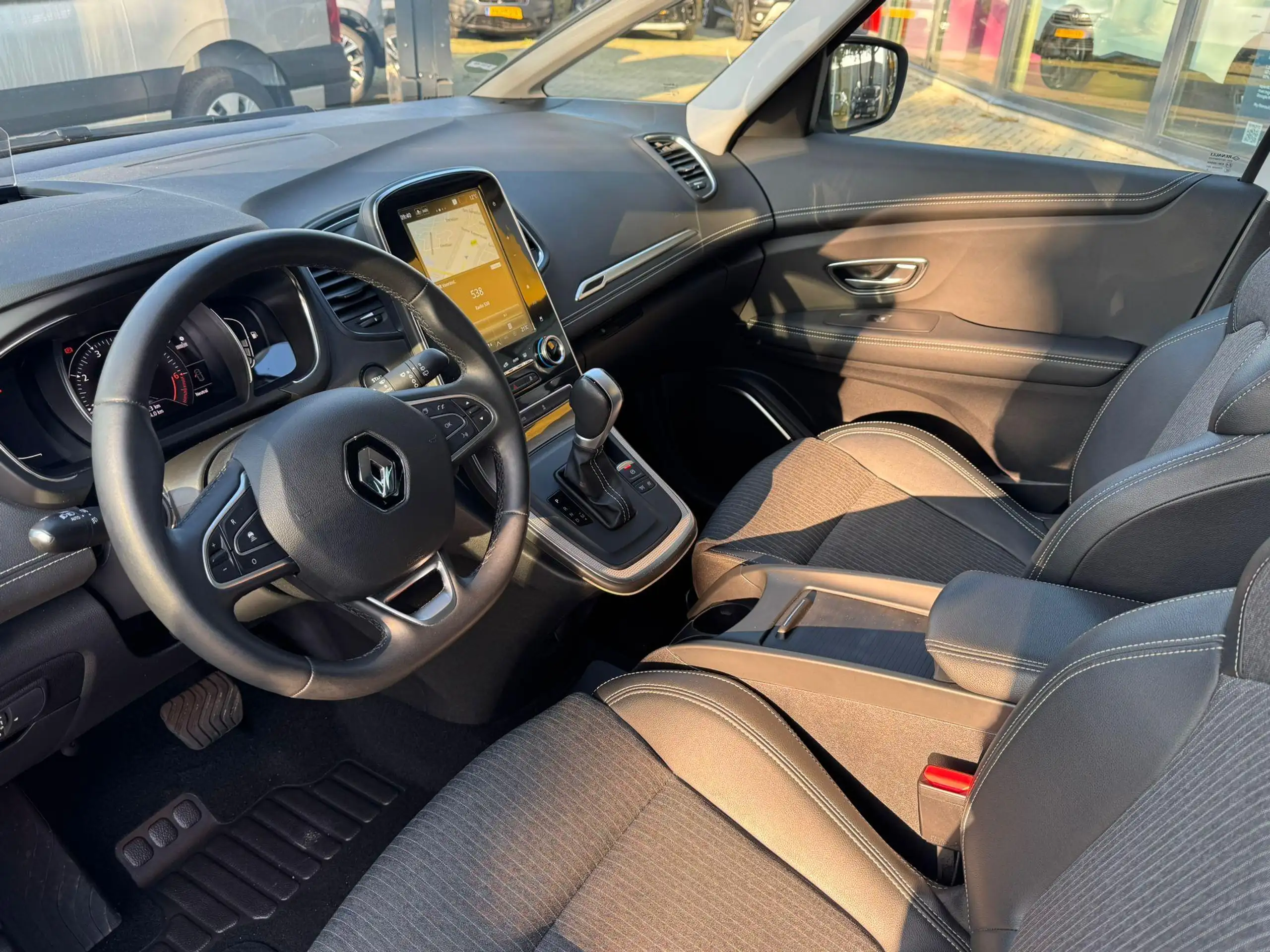 Renault - Grand Scenic