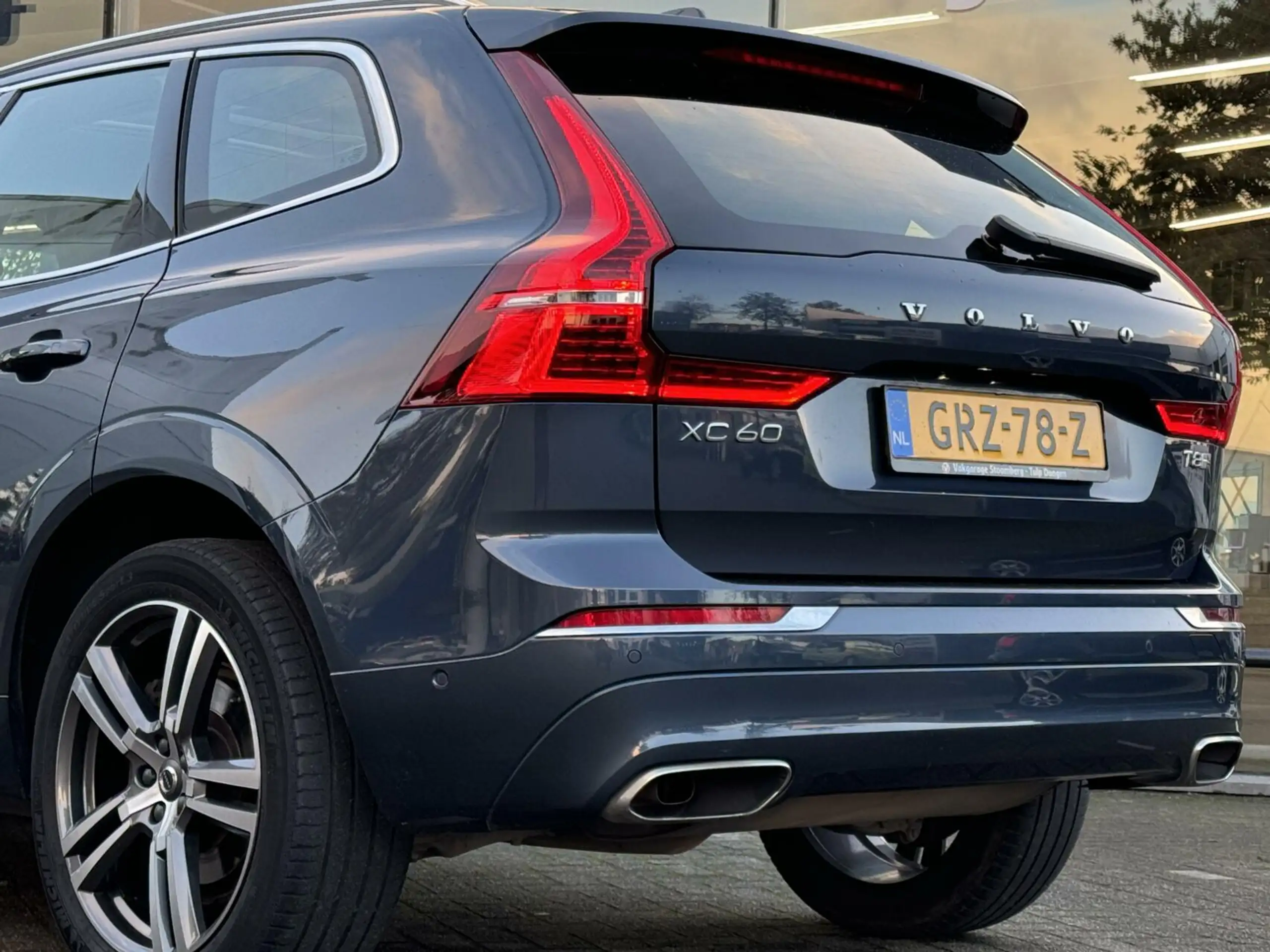 Volvo - XC60