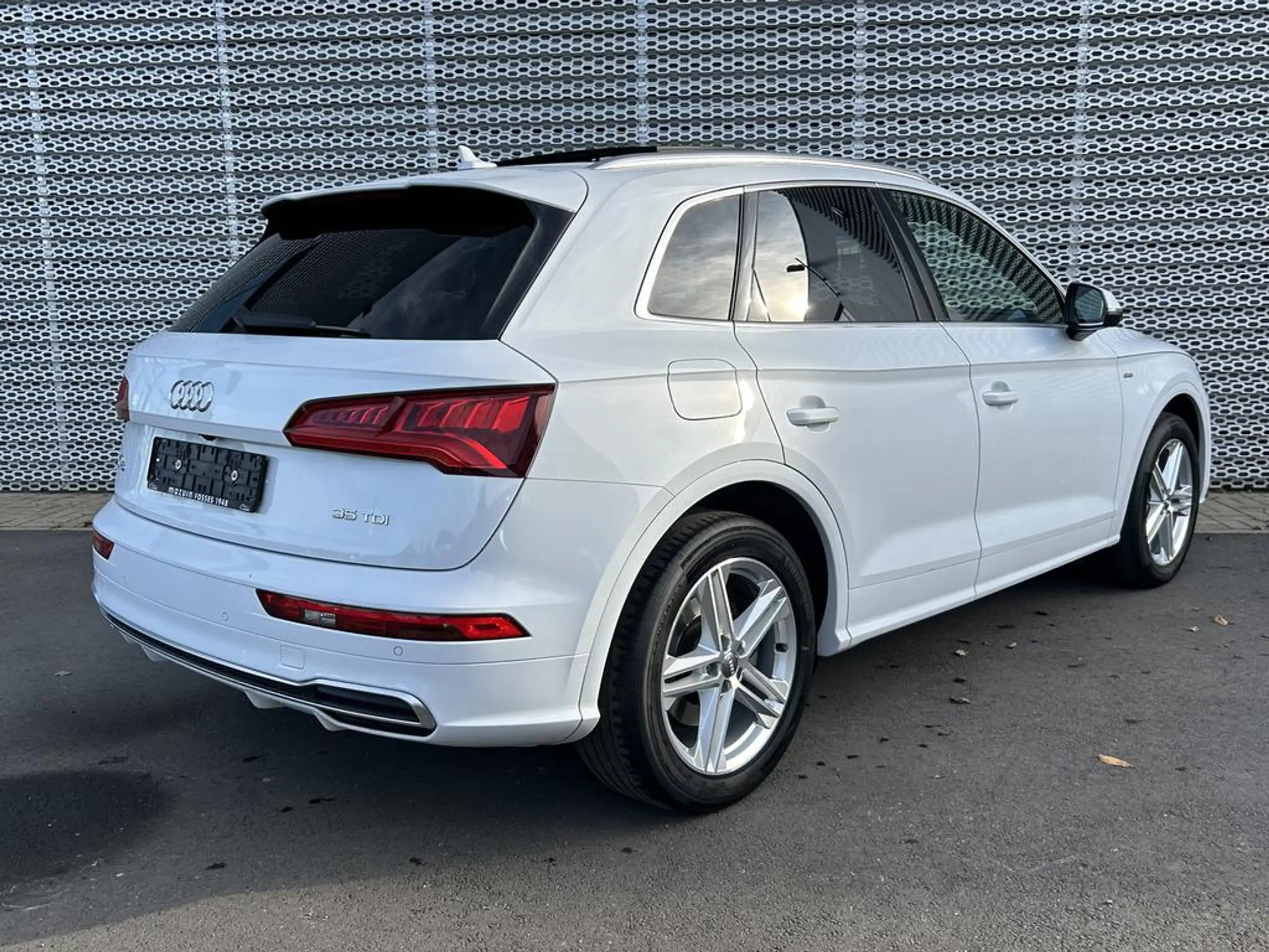 Audi - Q5