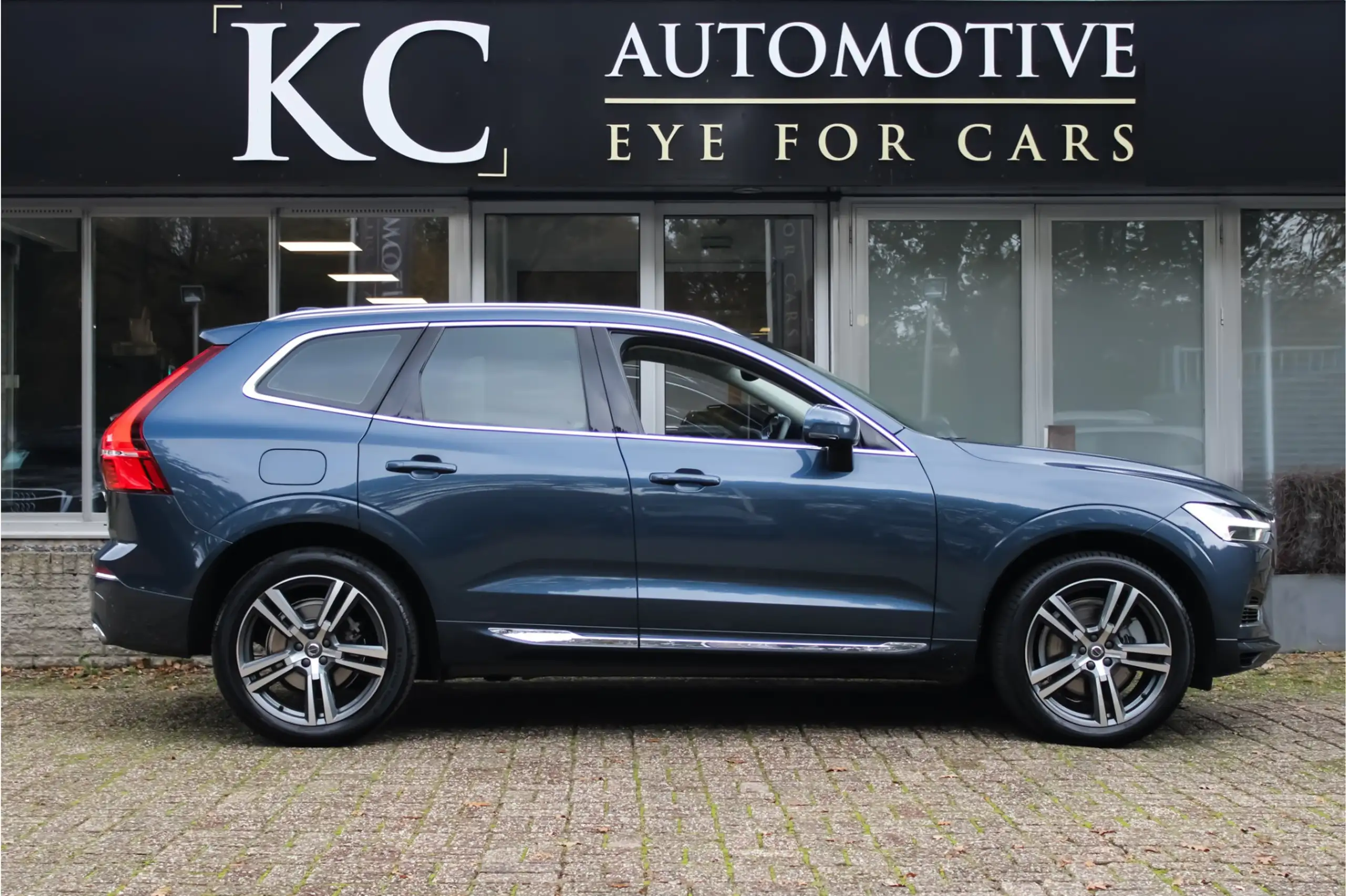 Volvo - XC60