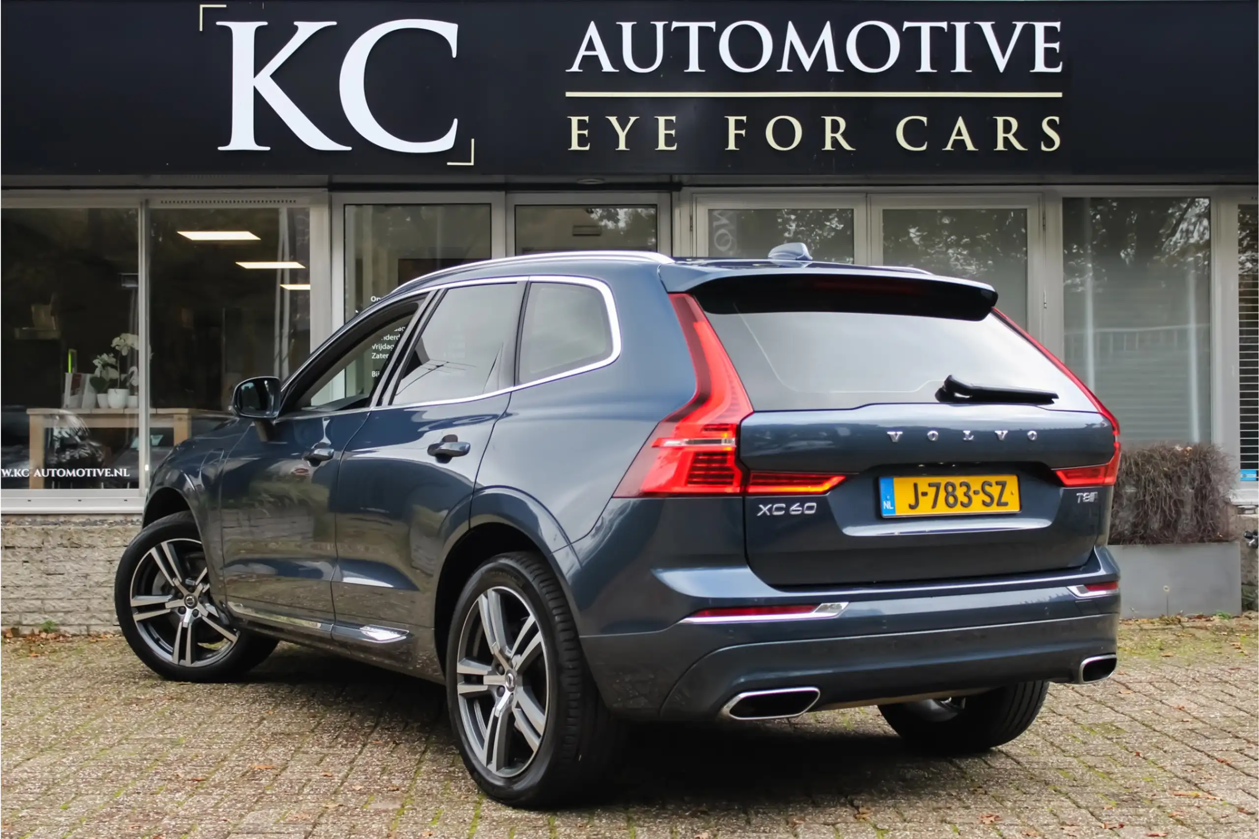 Volvo - XC60