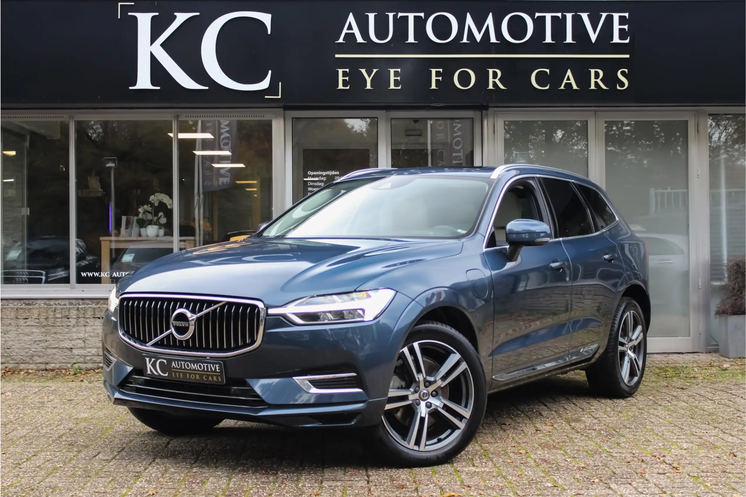 Volvo - XC60