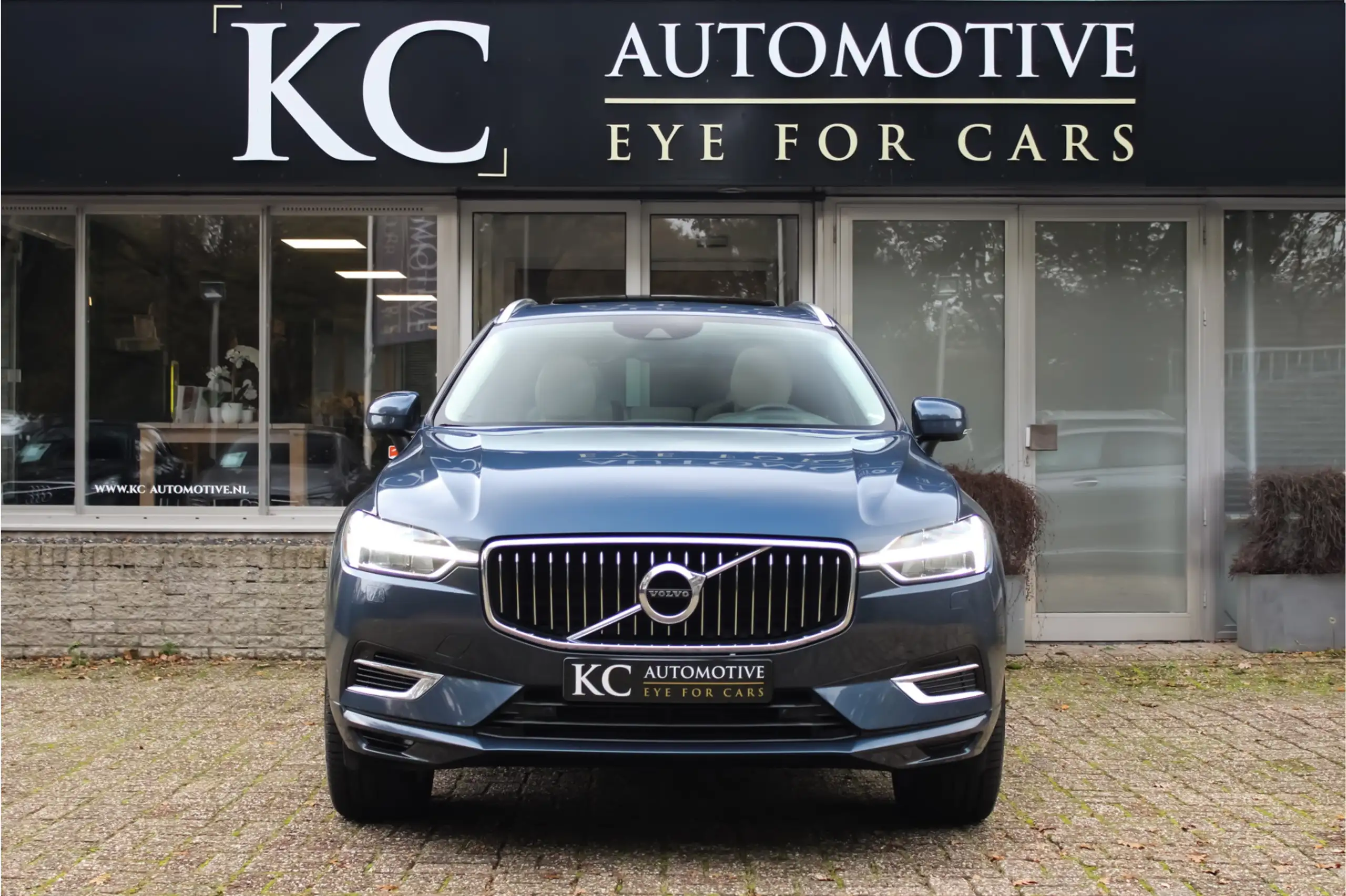 Volvo - XC60