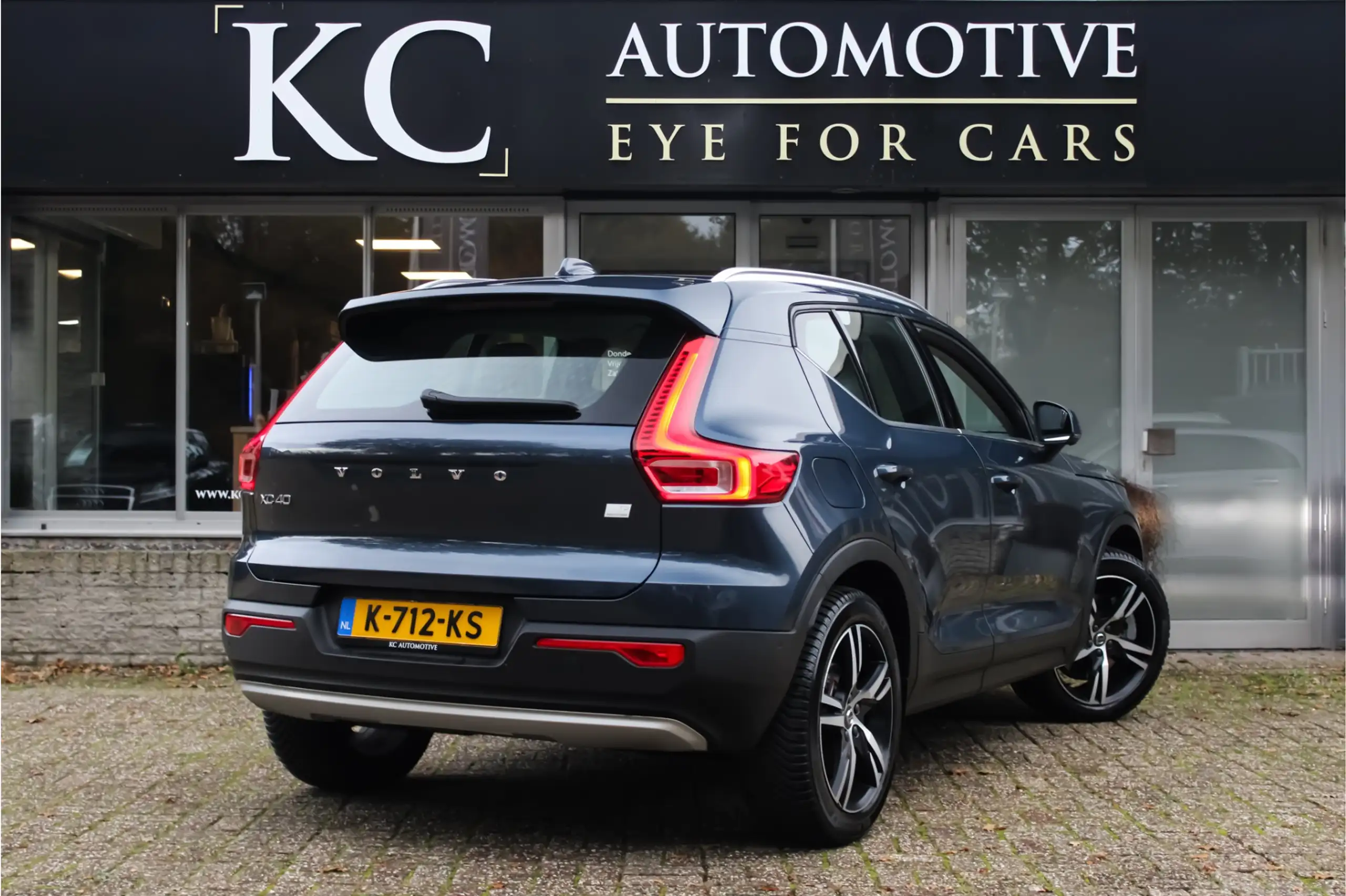 Volvo - XC40