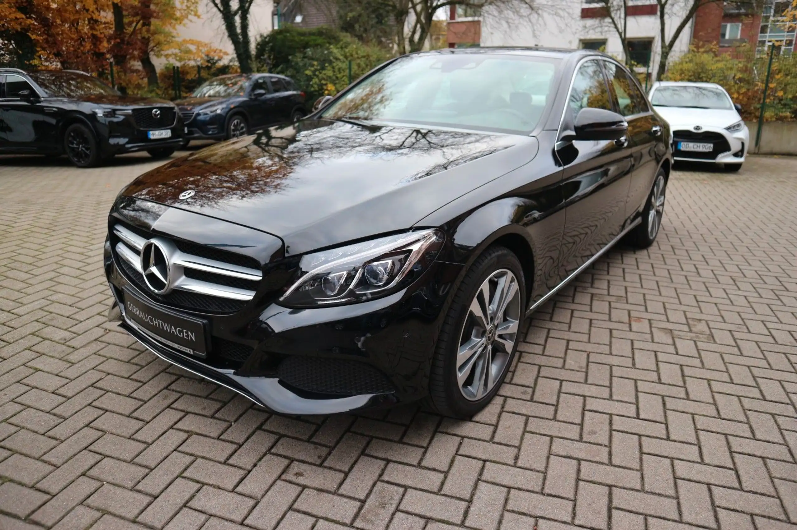 Mercedes-Benz - C 400