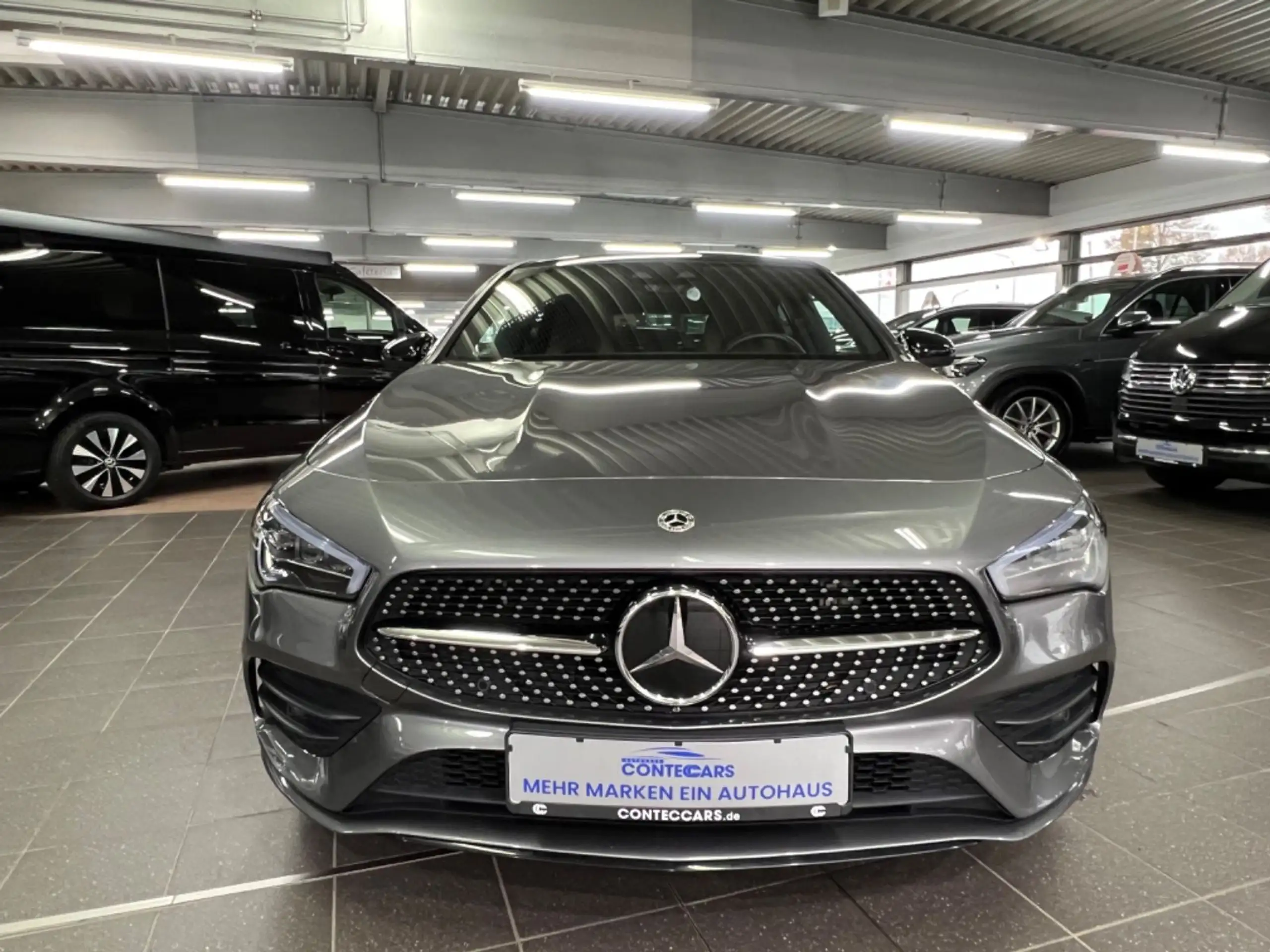 Mercedes-Benz - CLA 250