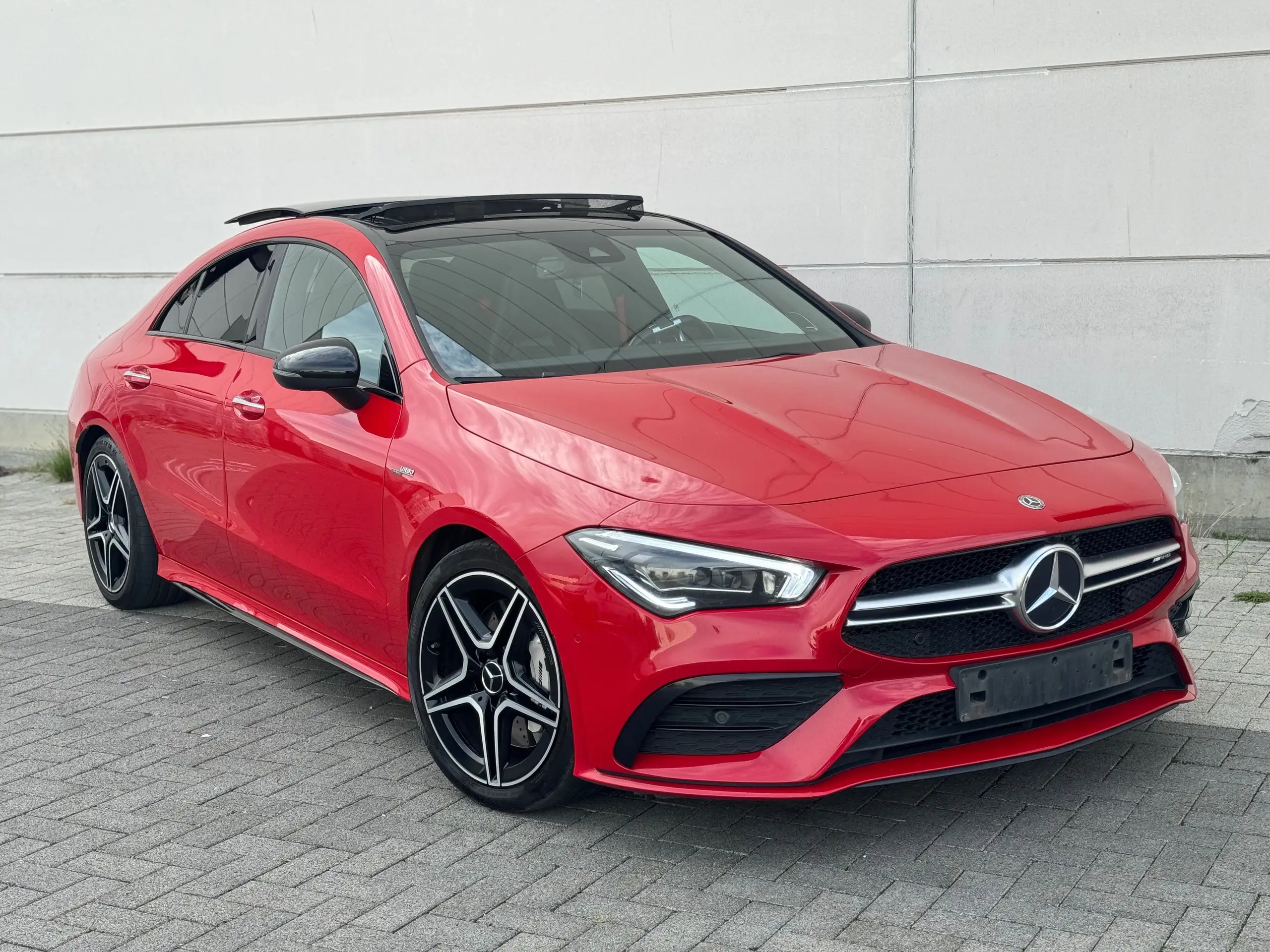 Mercedes-Benz - CLA 35 AMG