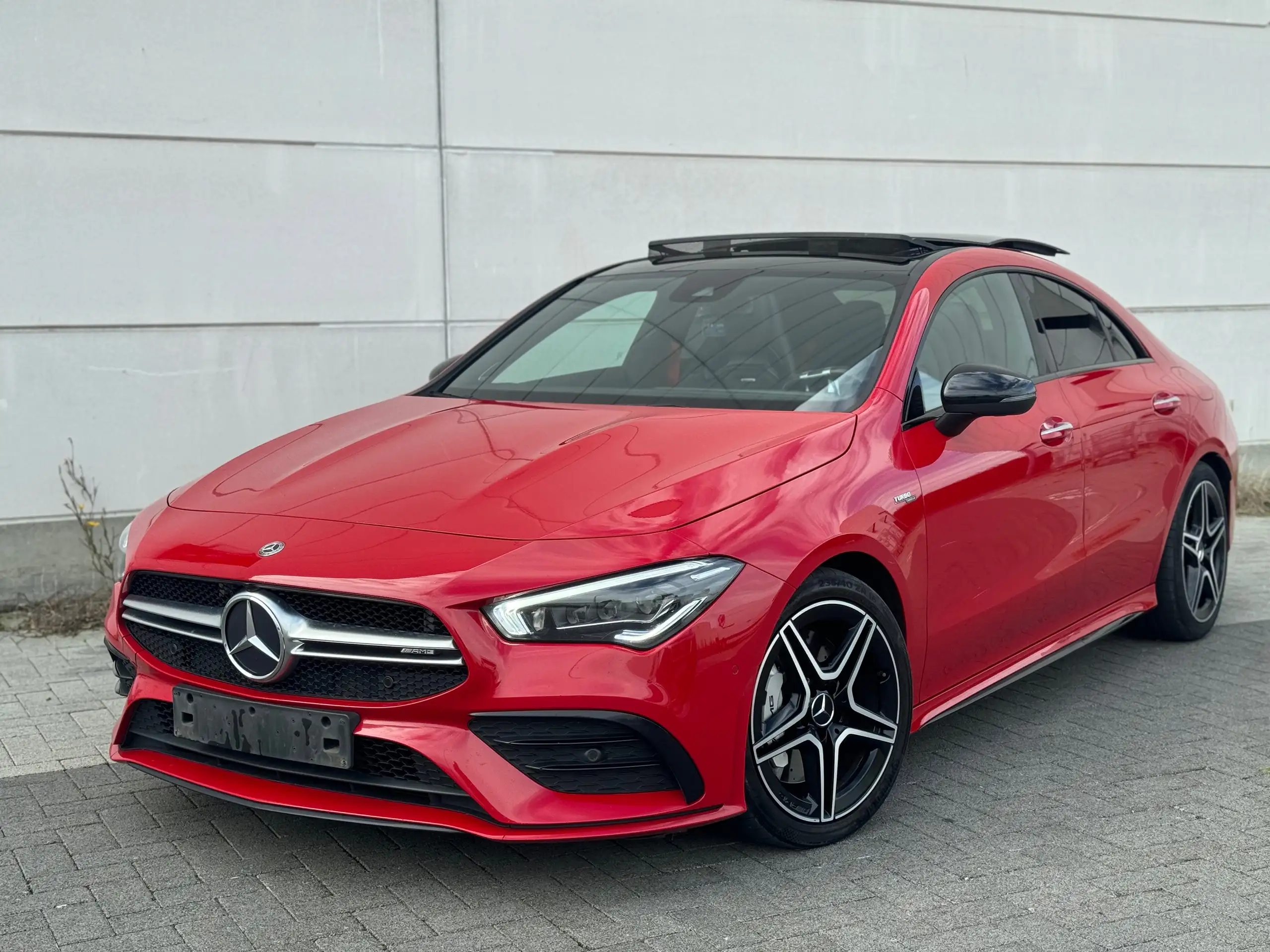 Mercedes-Benz - CLA 35 AMG