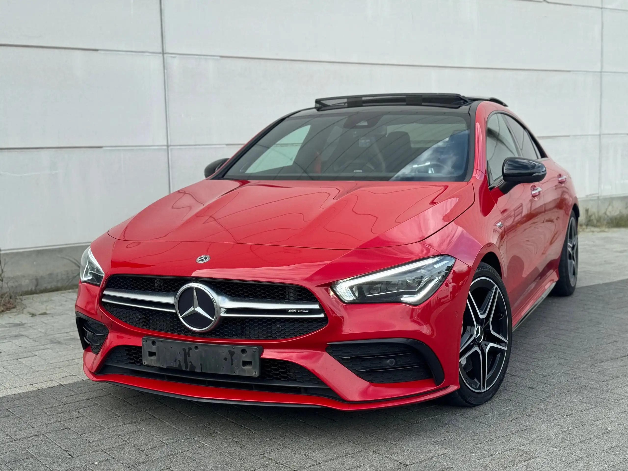 Mercedes-Benz - CLA 35 AMG