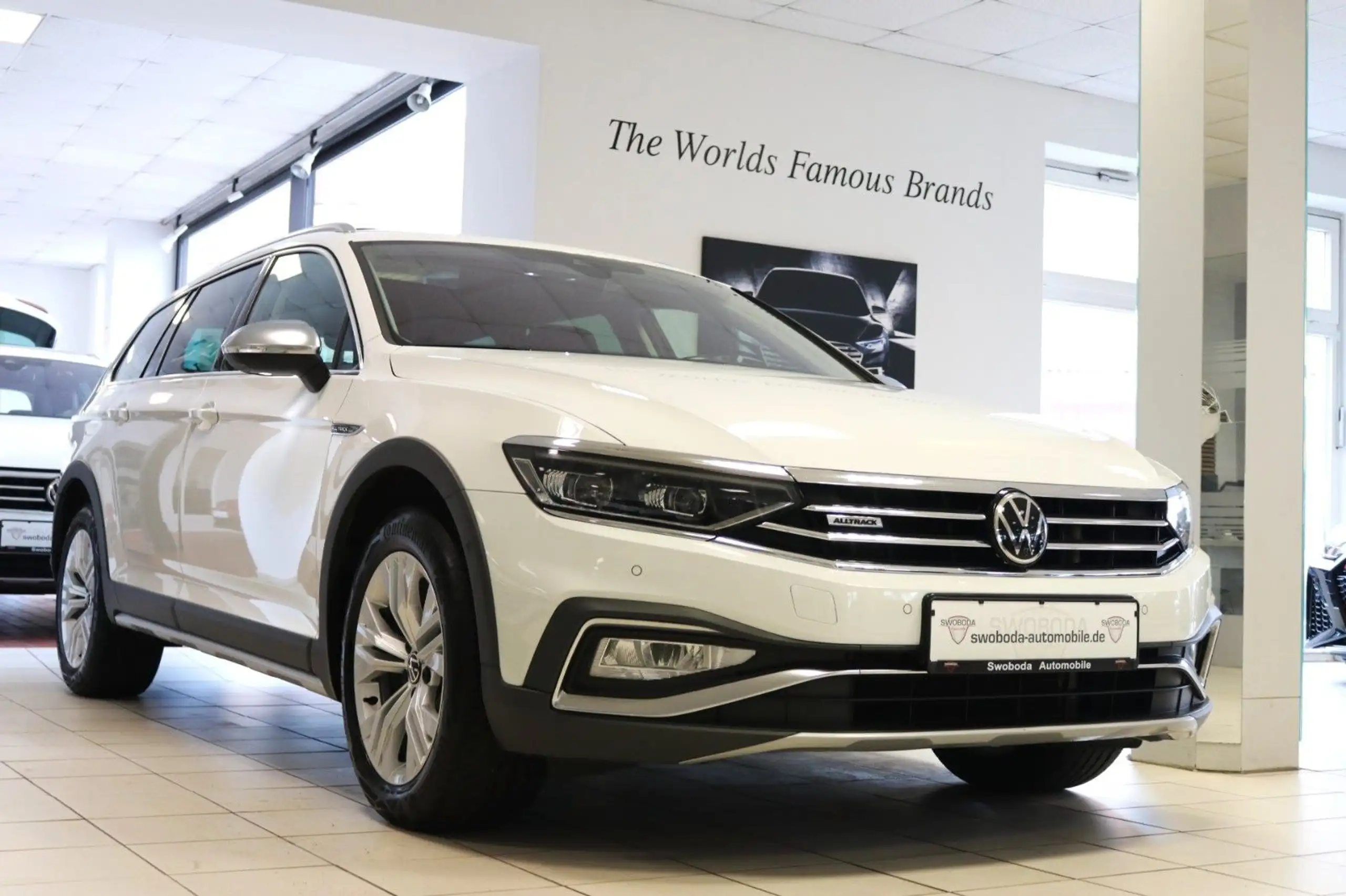 Volkswagen - Passat Alltrack