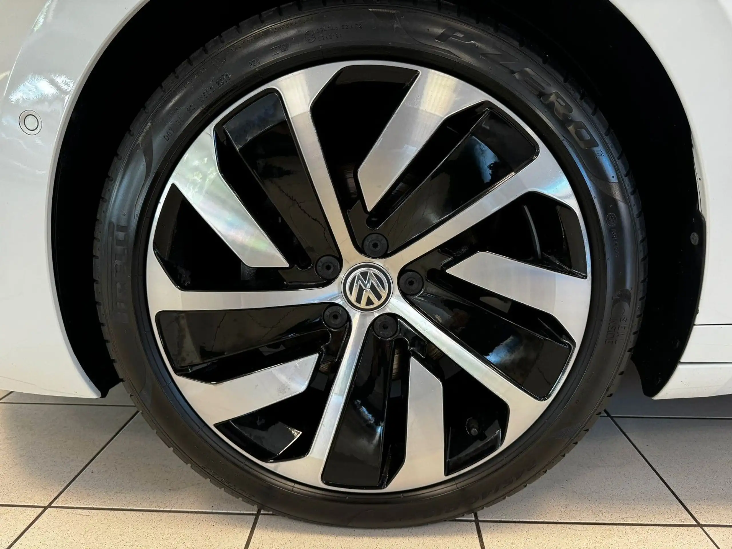 Volkswagen - Arteon