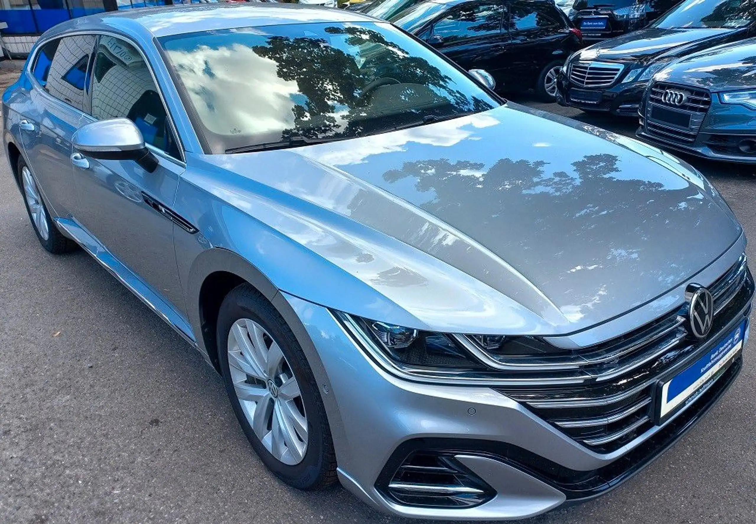 Volkswagen - Arteon