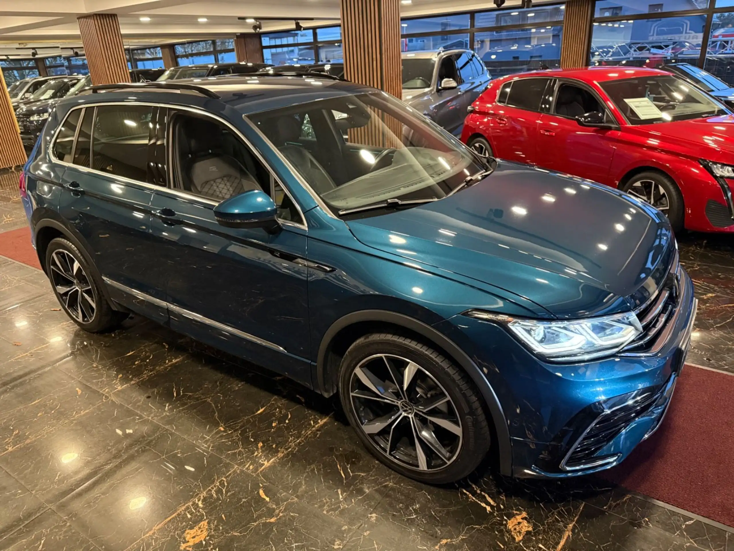 Volkswagen - Tiguan