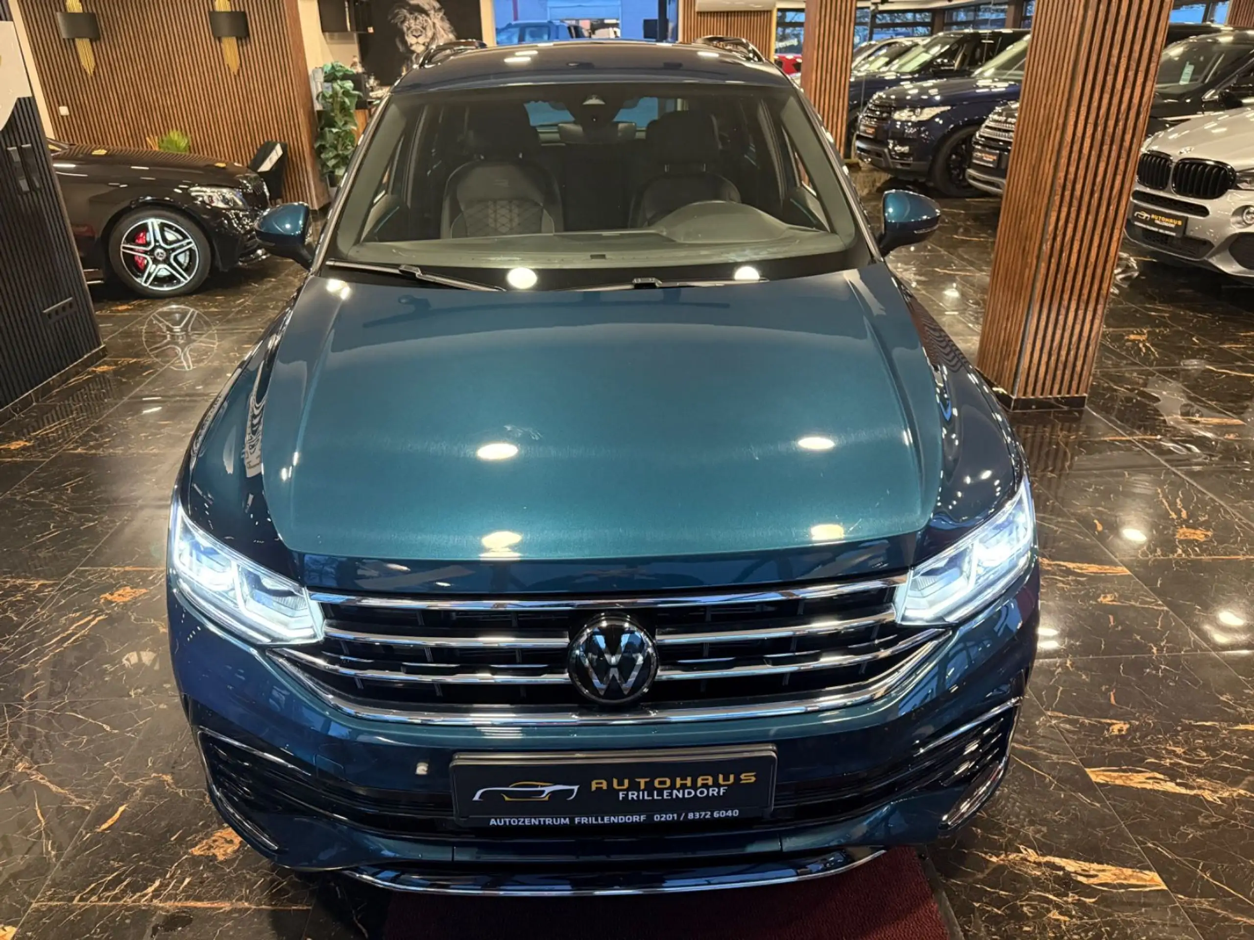 Volkswagen - Tiguan