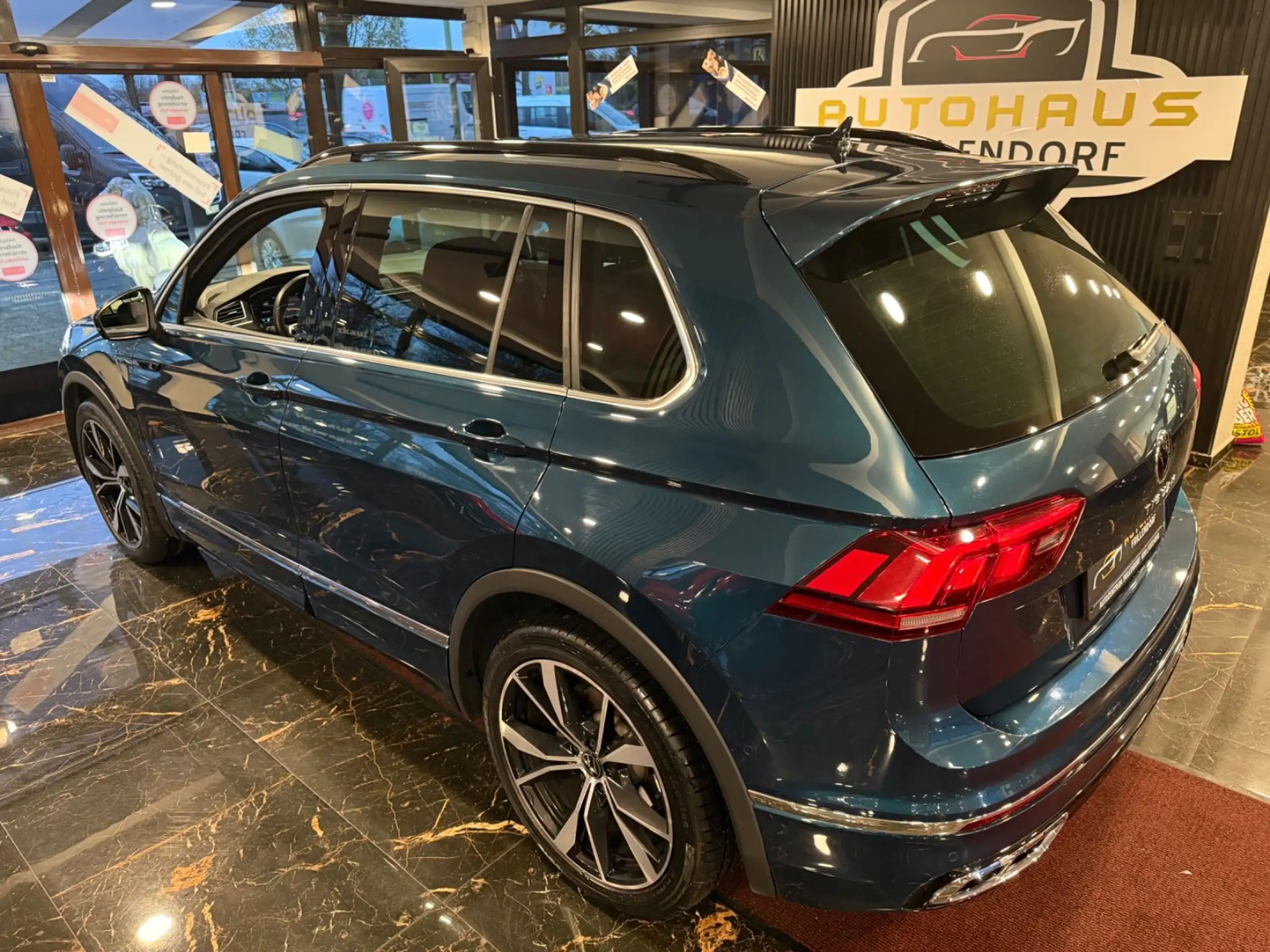 Volkswagen - Tiguan