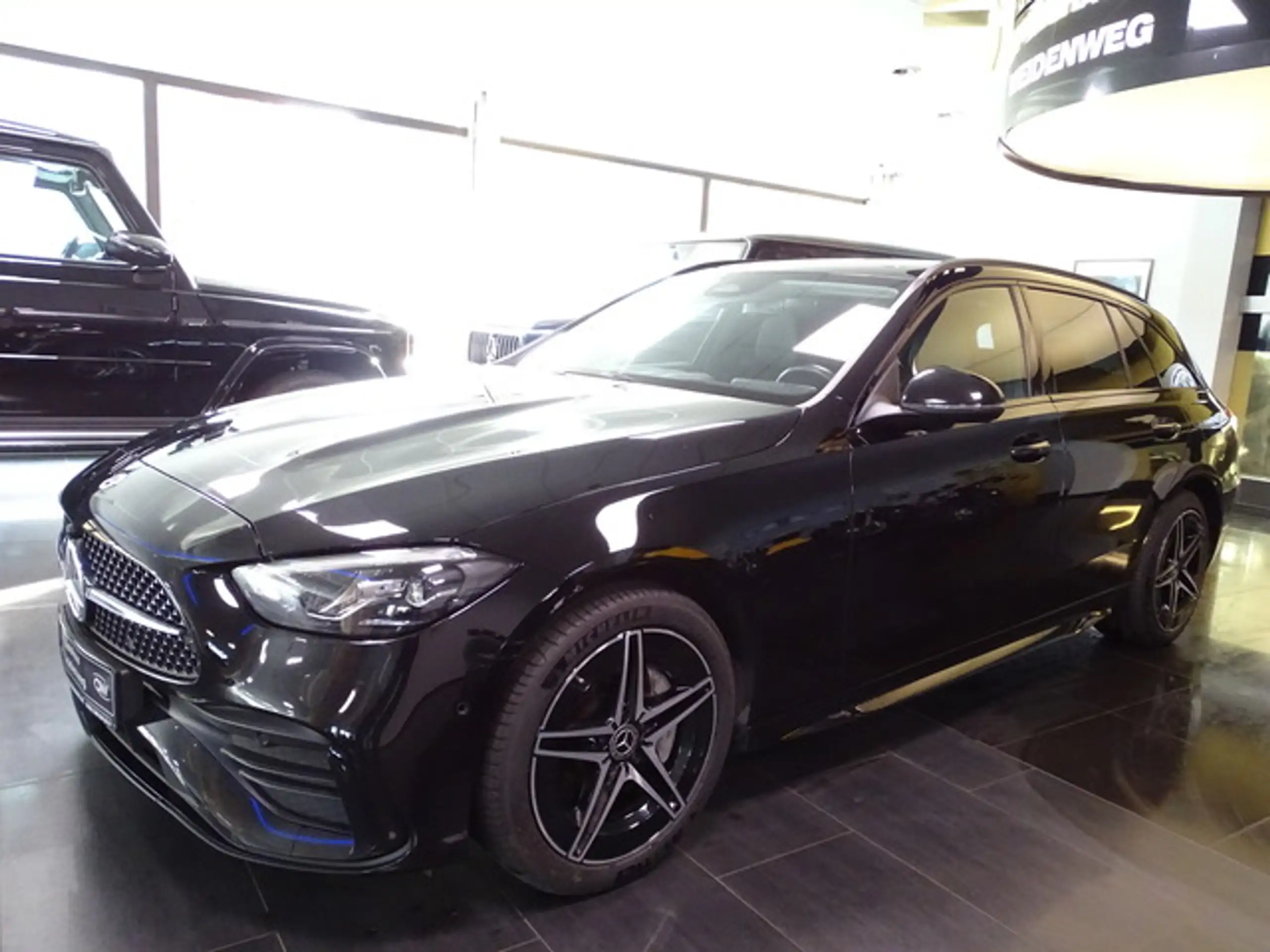 Mercedes-Benz - C 300