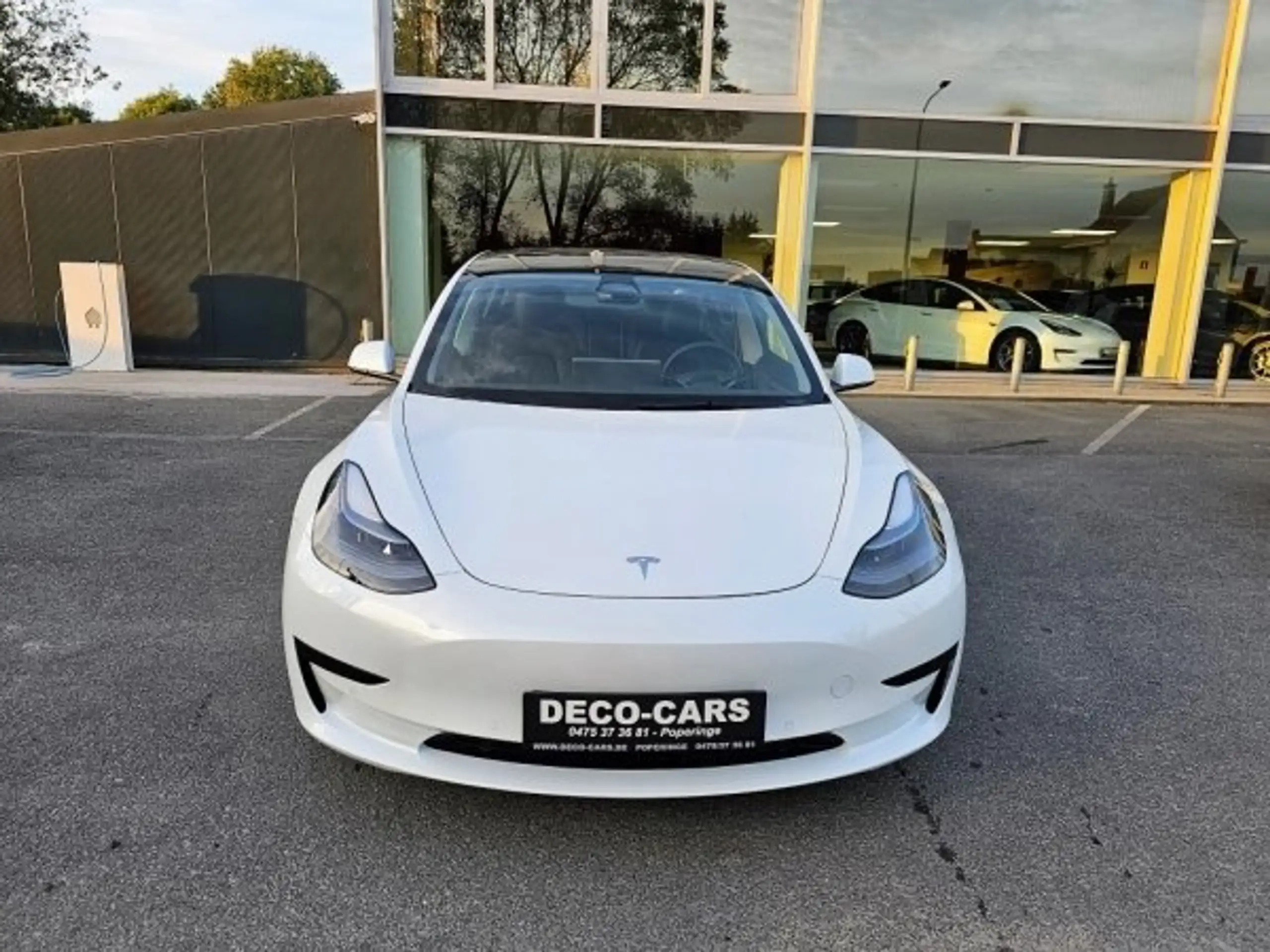 Tesla - Model 3