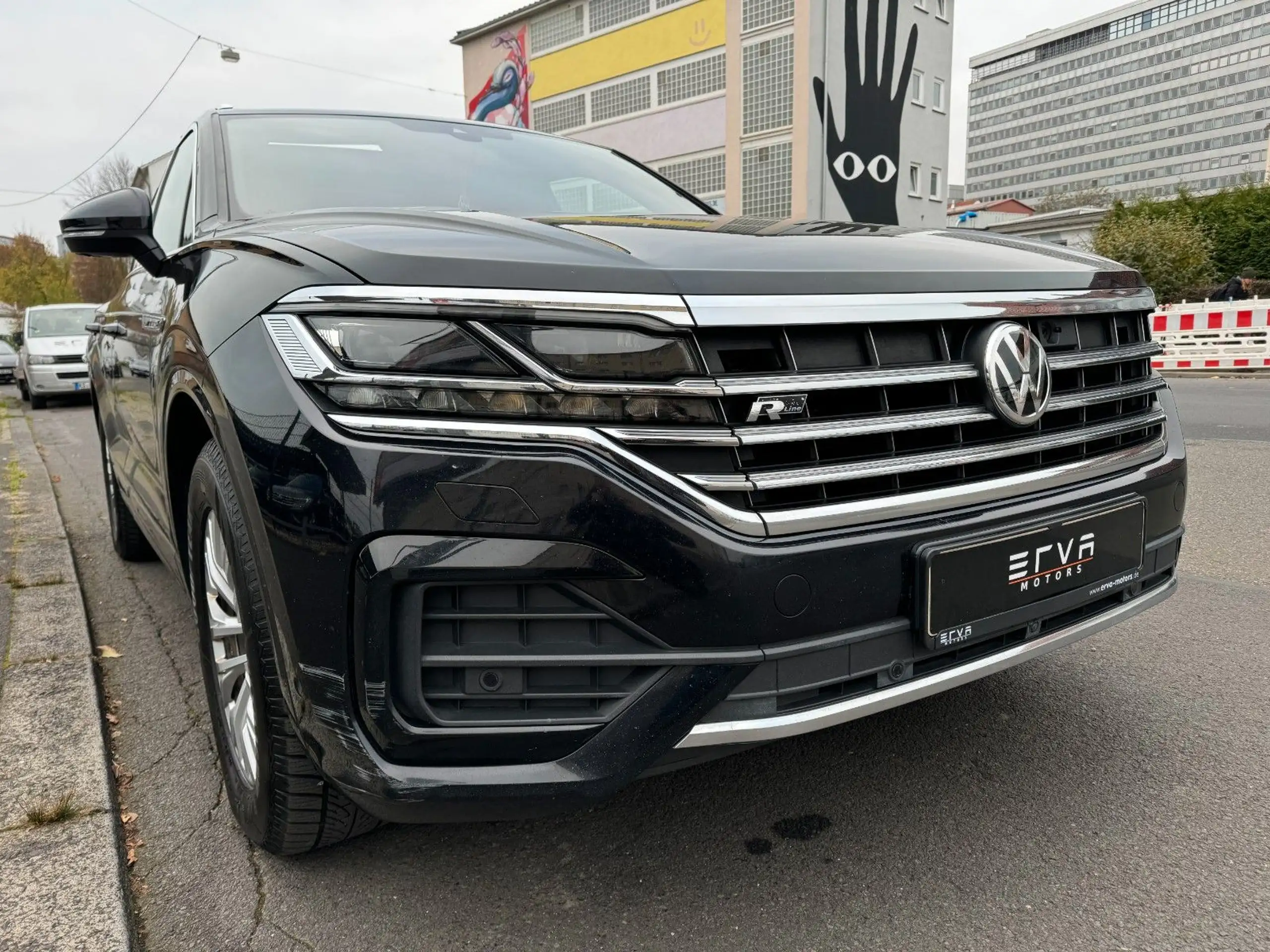 Volkswagen - Touareg