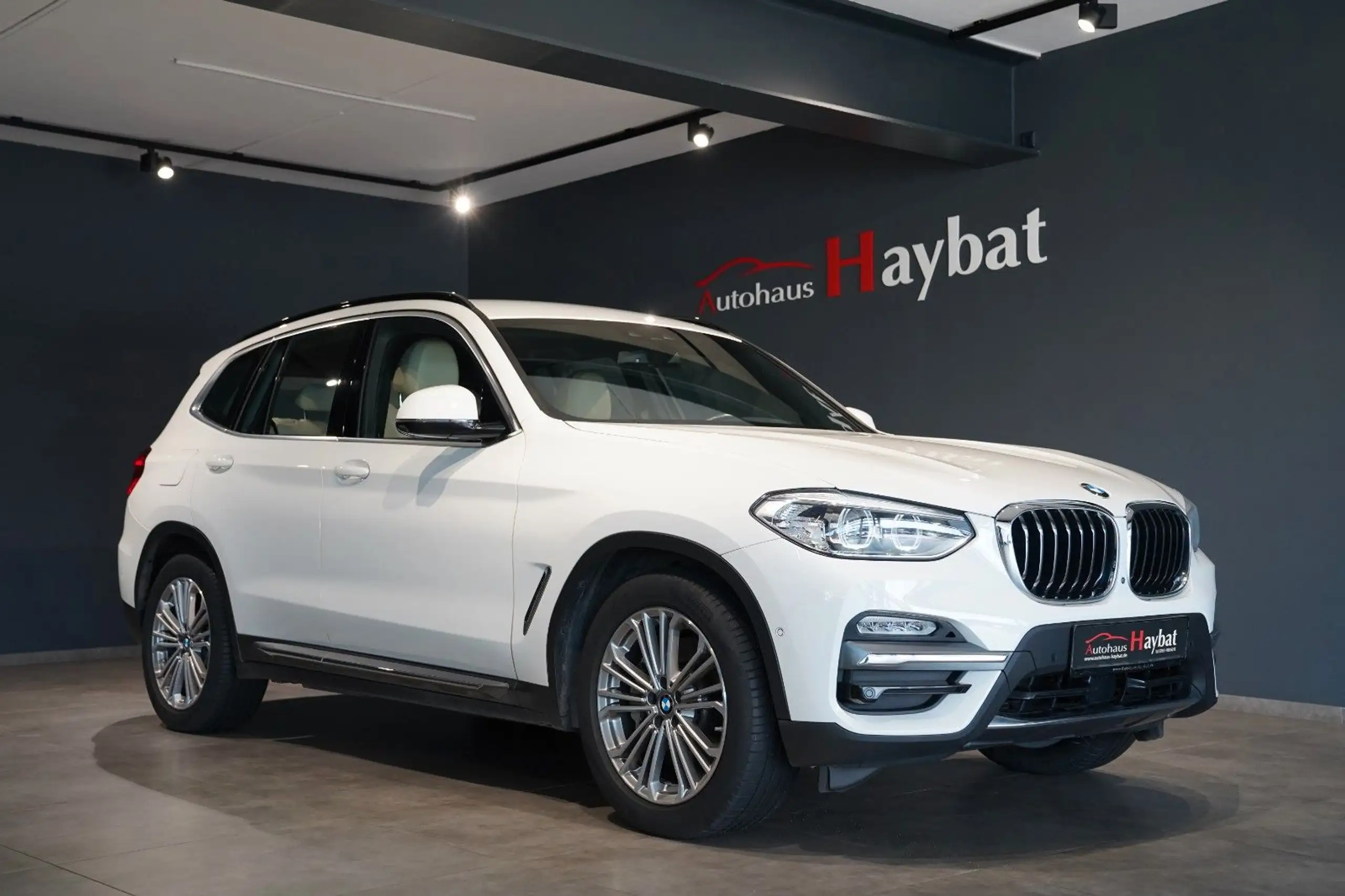 BMW - X3