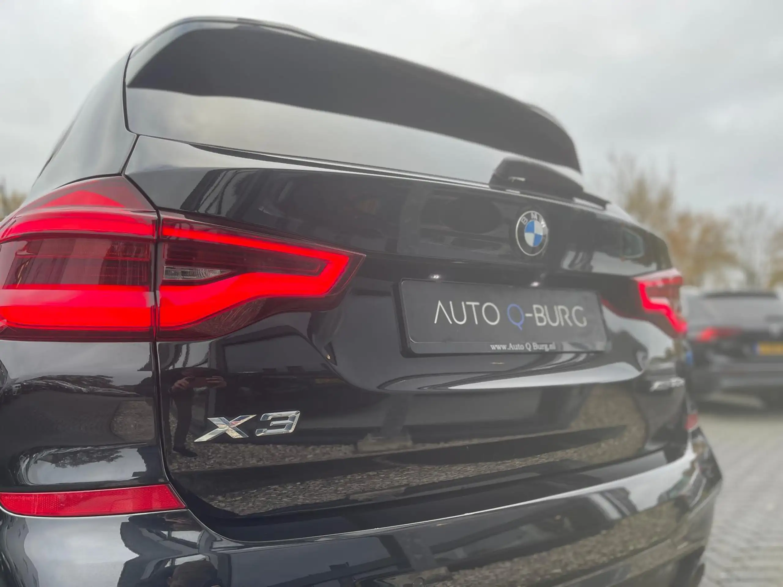 BMW - X3