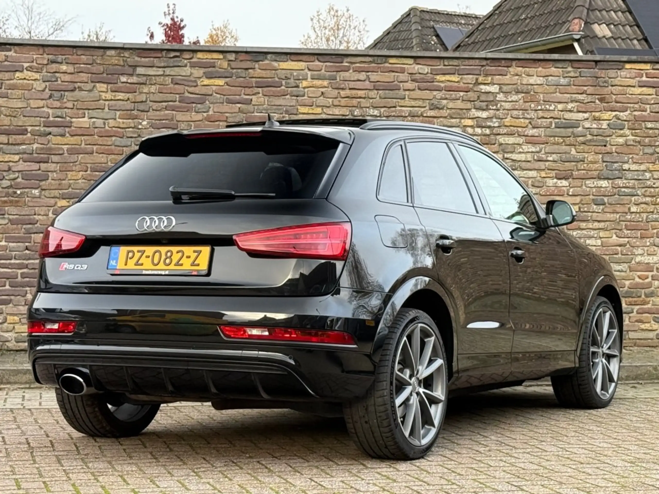 Audi - RS Q3