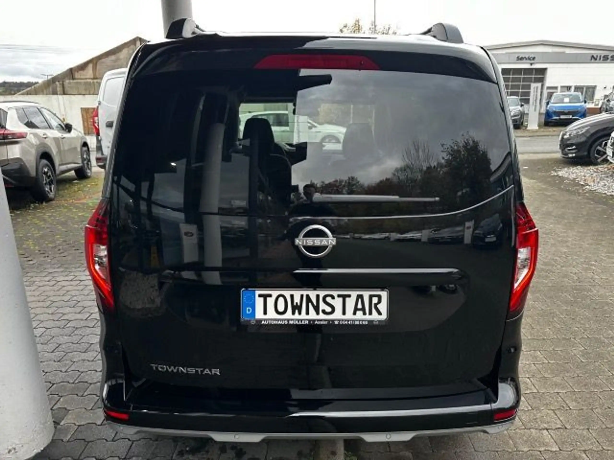 Nissan - Townstar