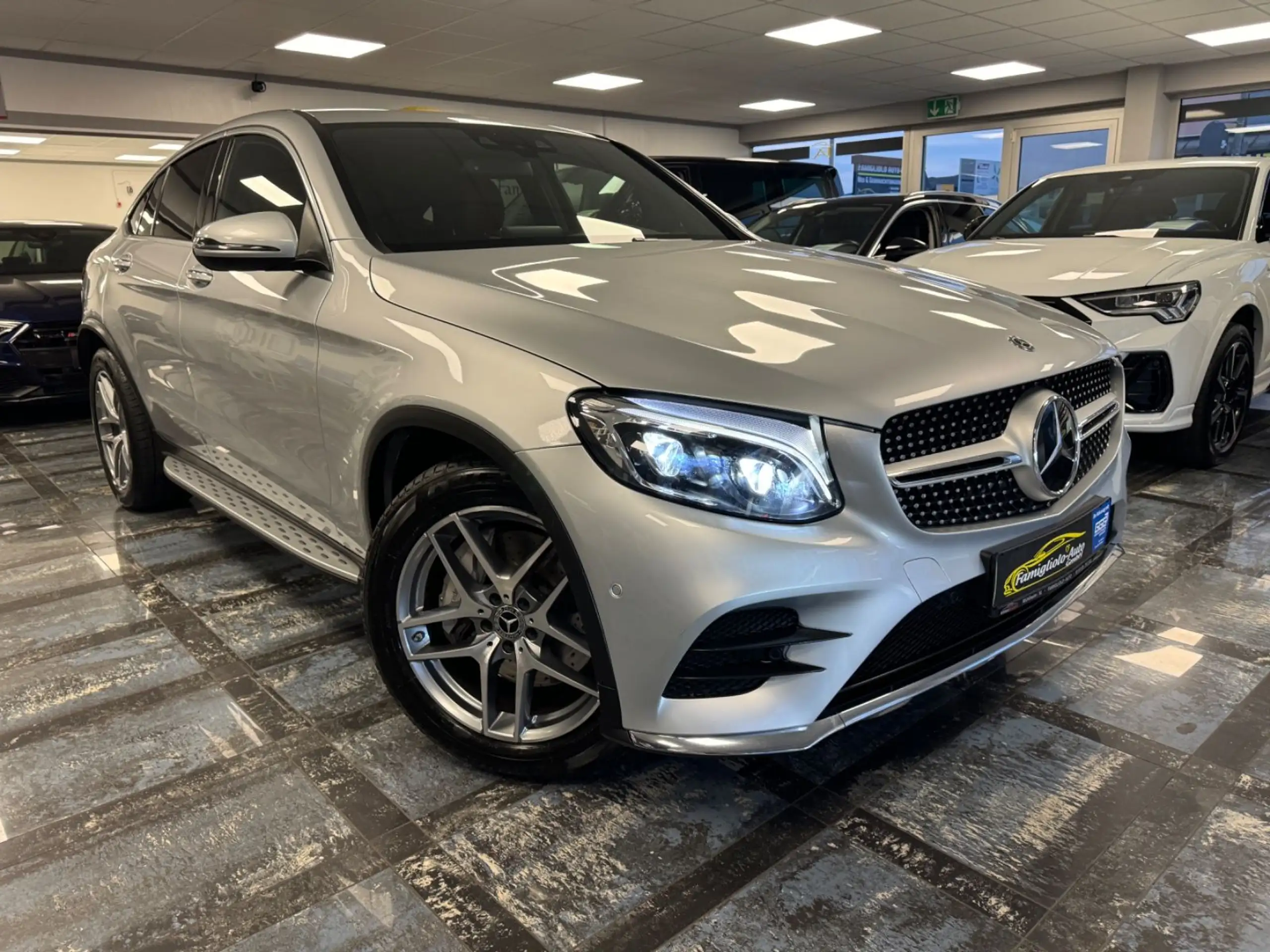 Mercedes-Benz - GLC 300